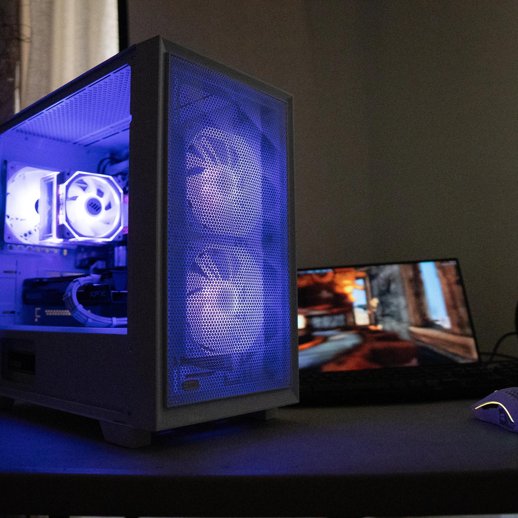 🌨🌨 | RX 7600 8GB | INTEL i7 9700 | 16GB DDR4 RAM | 1.25TB Storage | Arctic Snow 3.0