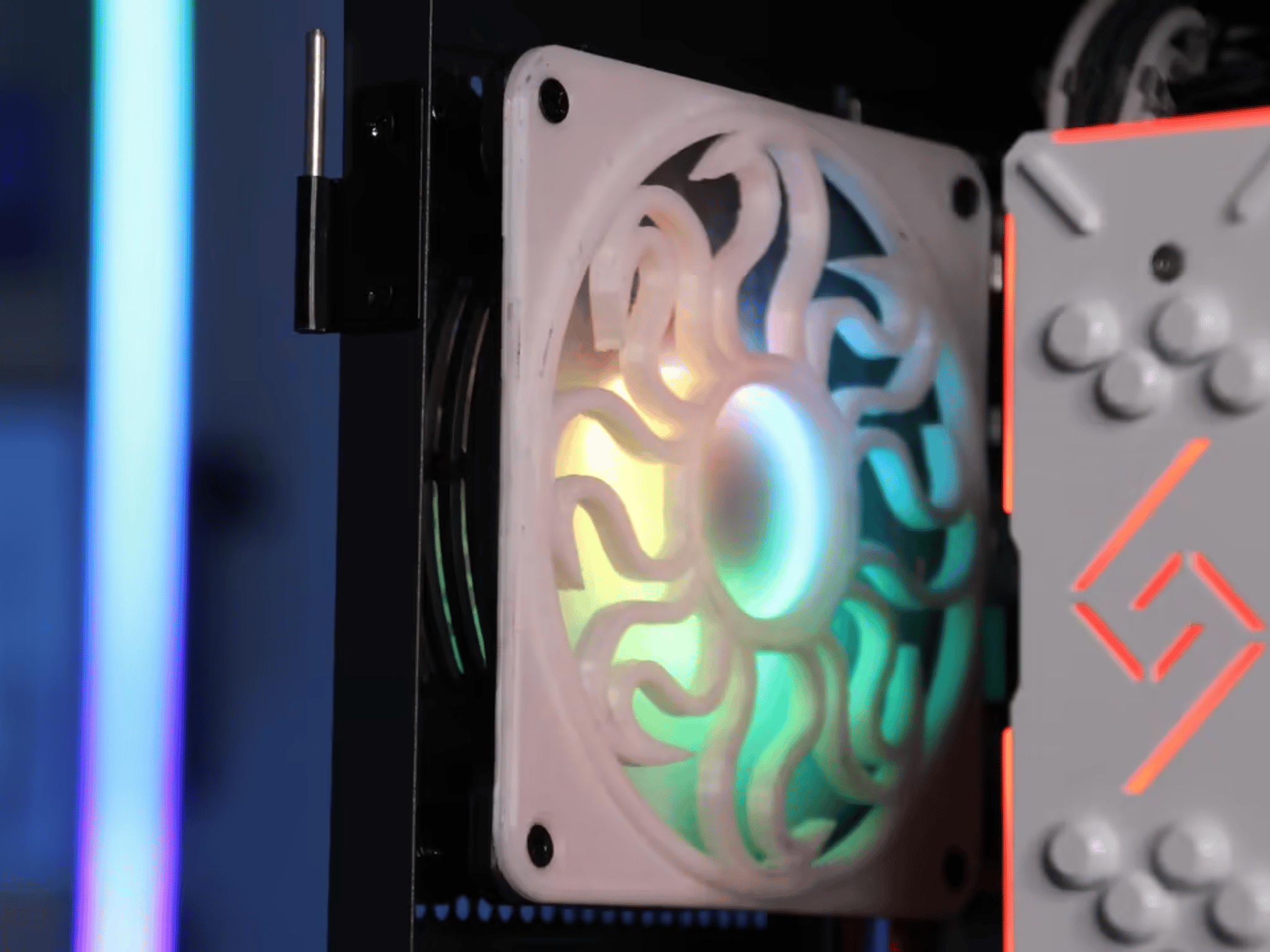 "SOLA" // Ryzen 5 3600X, GTX 1070 // Mid-Range Gaming PC