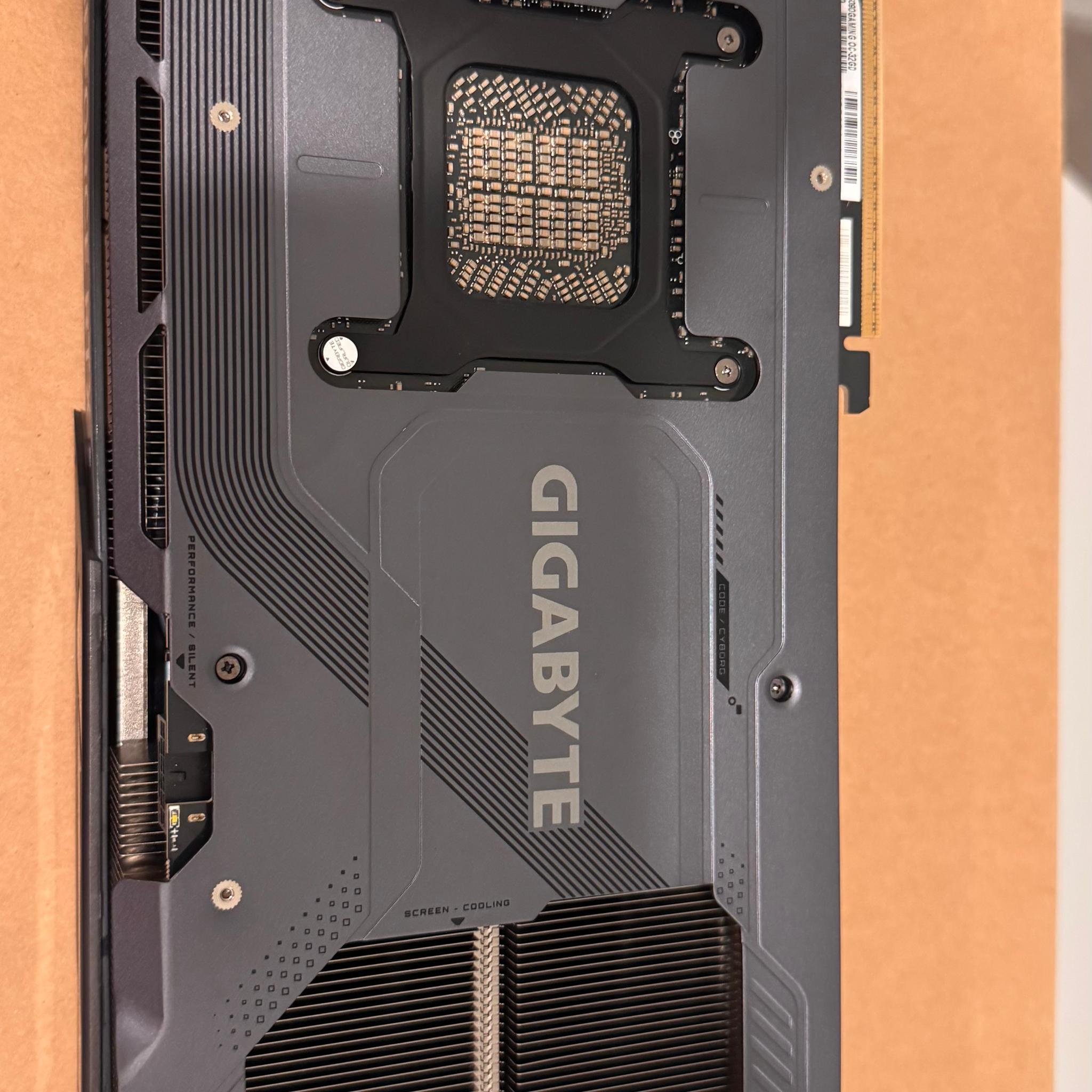 GIGABYTE GeForce RTX 5090 GAMING OC 32G