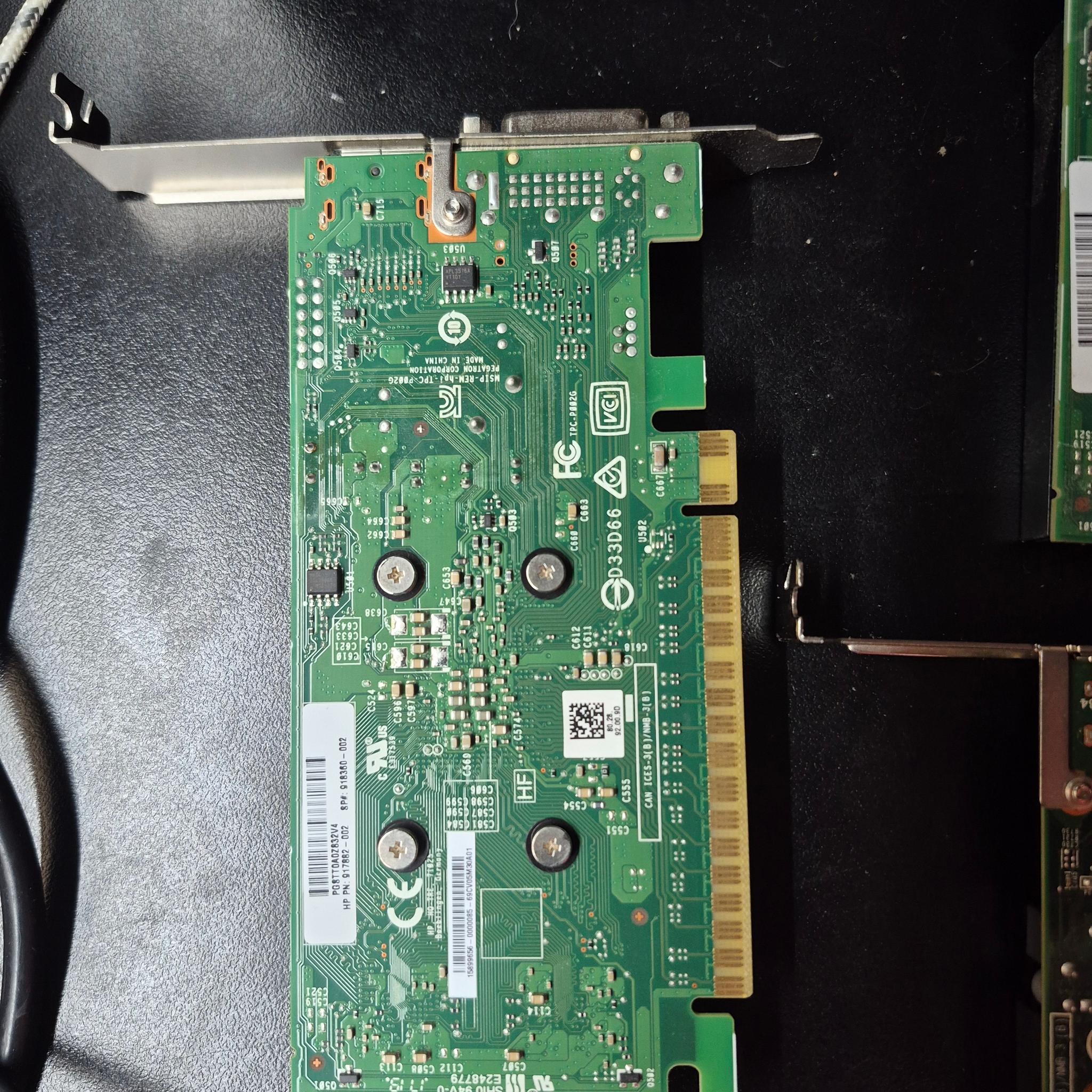 Lot of 3 Display Adapters: 2x GT 730 + 1x R5 340X