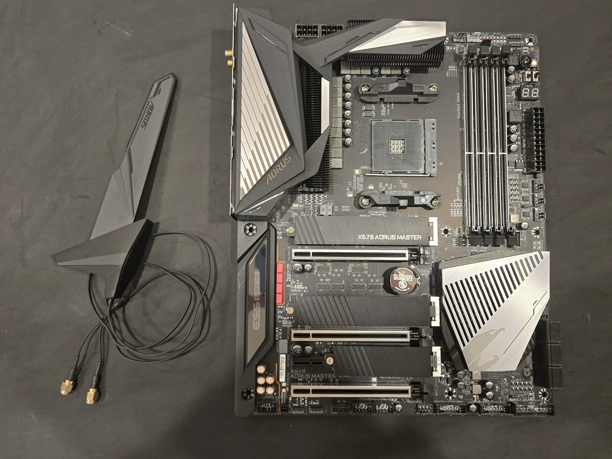 GIGABYTE X570 AORUS Master (AM4)