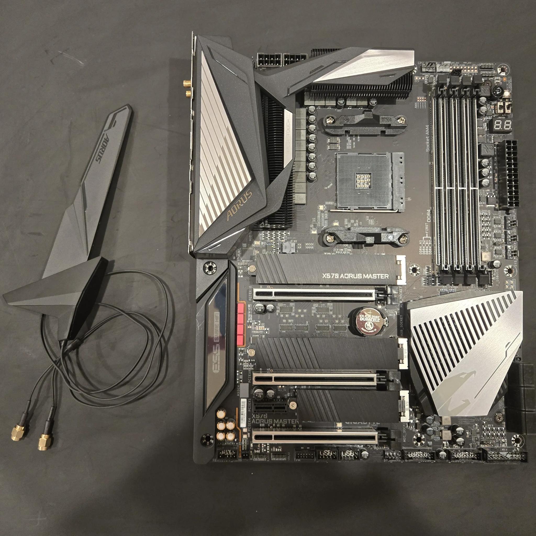 GIGABYTE X570 AORUS Master (AM4)