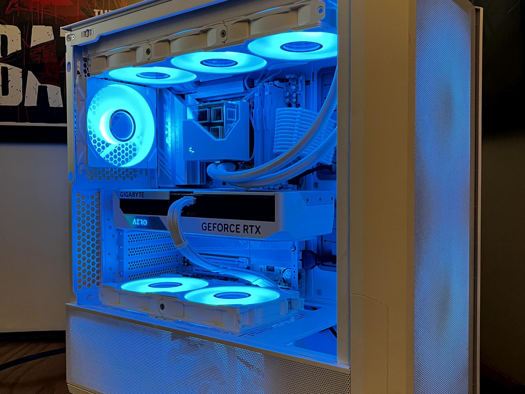 Arctic Wolf - Ryzen 7 7800X3d | Nvidia 4070 OC 12GB | 32GB @6000 MT/sec | 4TB NVME | 1000W Gold PSU