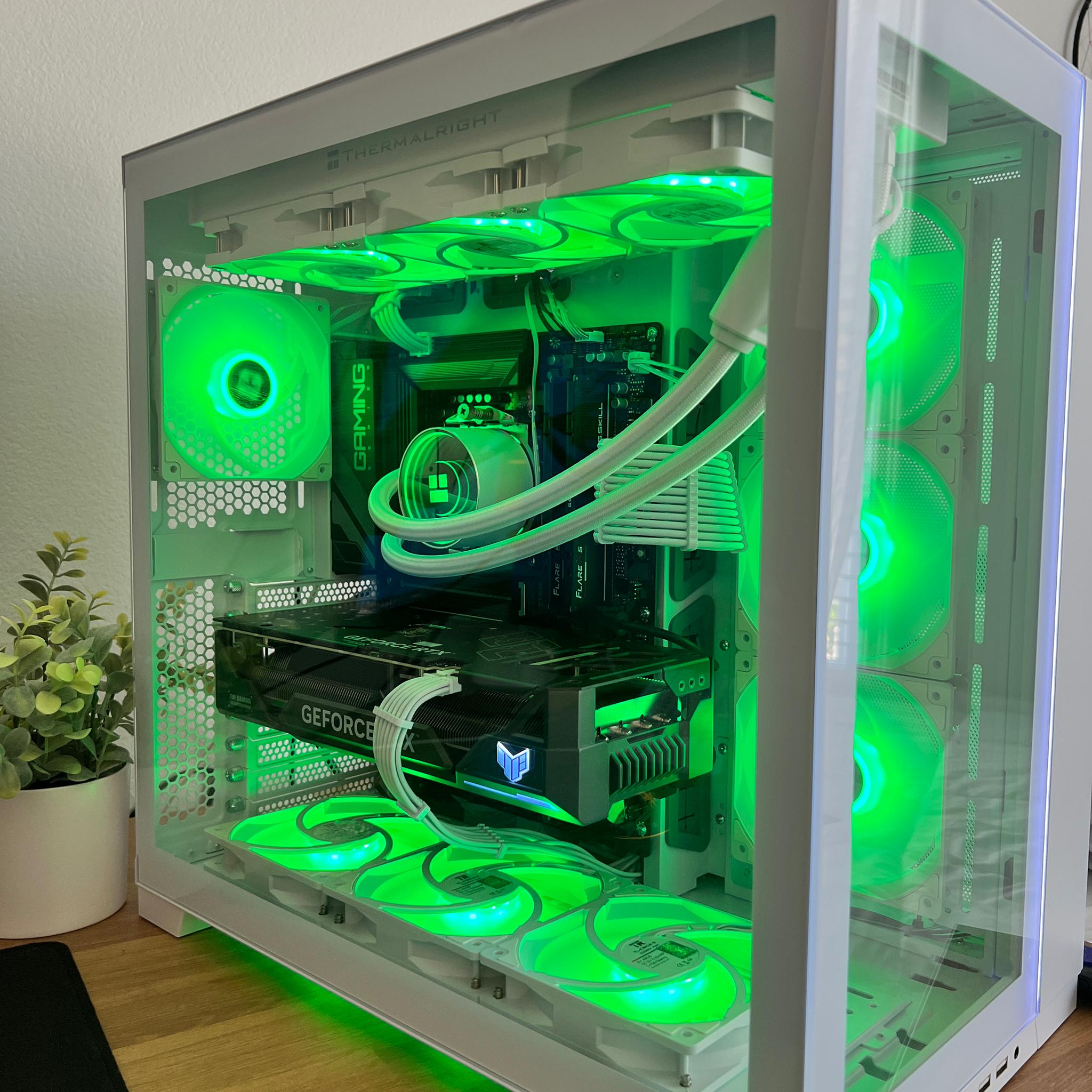 RTX 4070 TI | Ryzen 7 7700x | 32gb DDR5 | 1tb M.2 Gen4 | Gaming PC