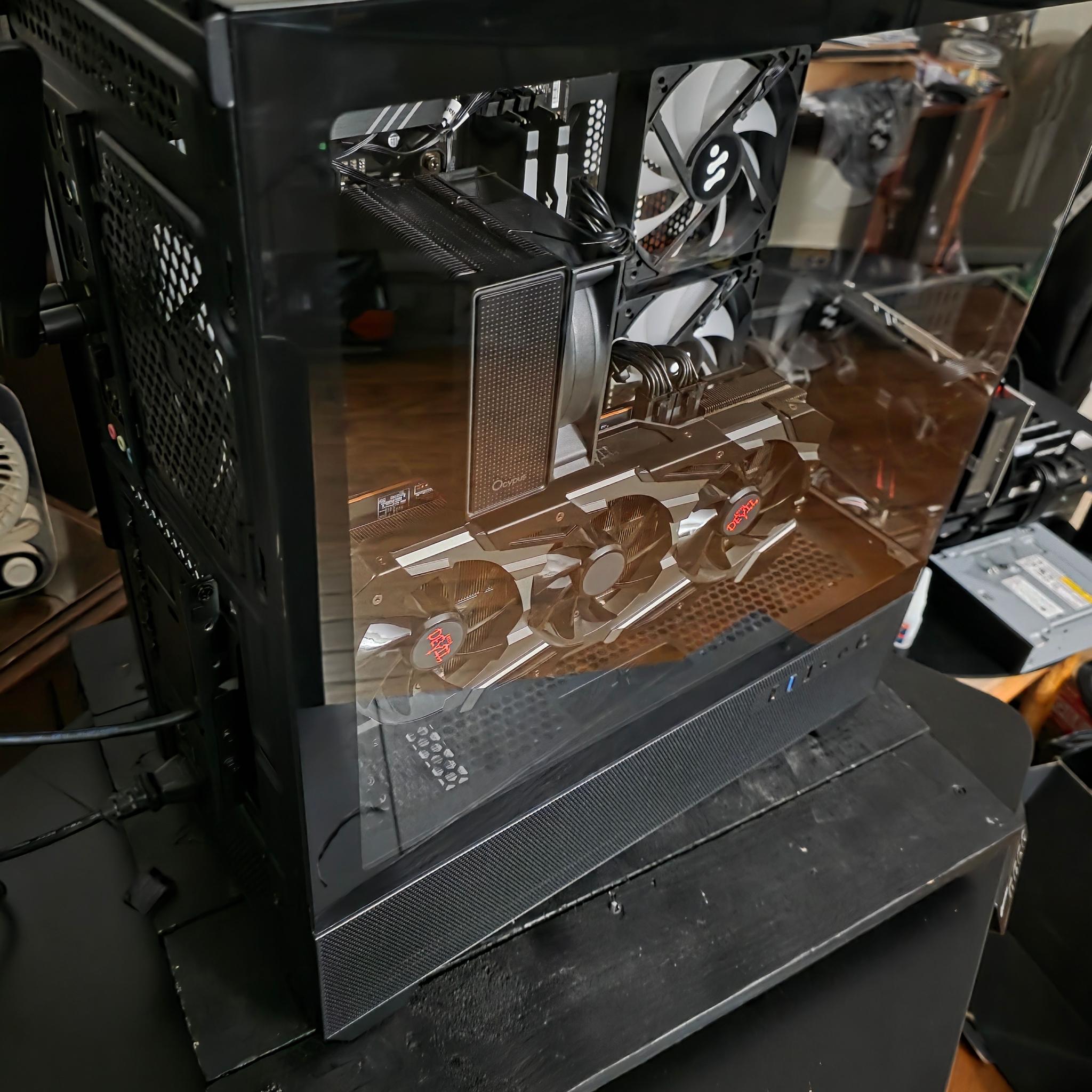 Verticle Mounted GPU.. Brand New Build..Custom AMD AM5