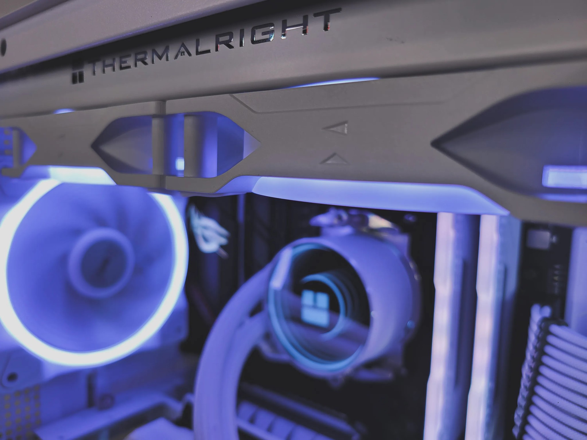 🎃 Halloween Sale 🎃 Ivory Storm: RTX 4070 | Ryzen 7 | 32GB RAM | 1 TB | 850w | Win11 Pro | Wifi