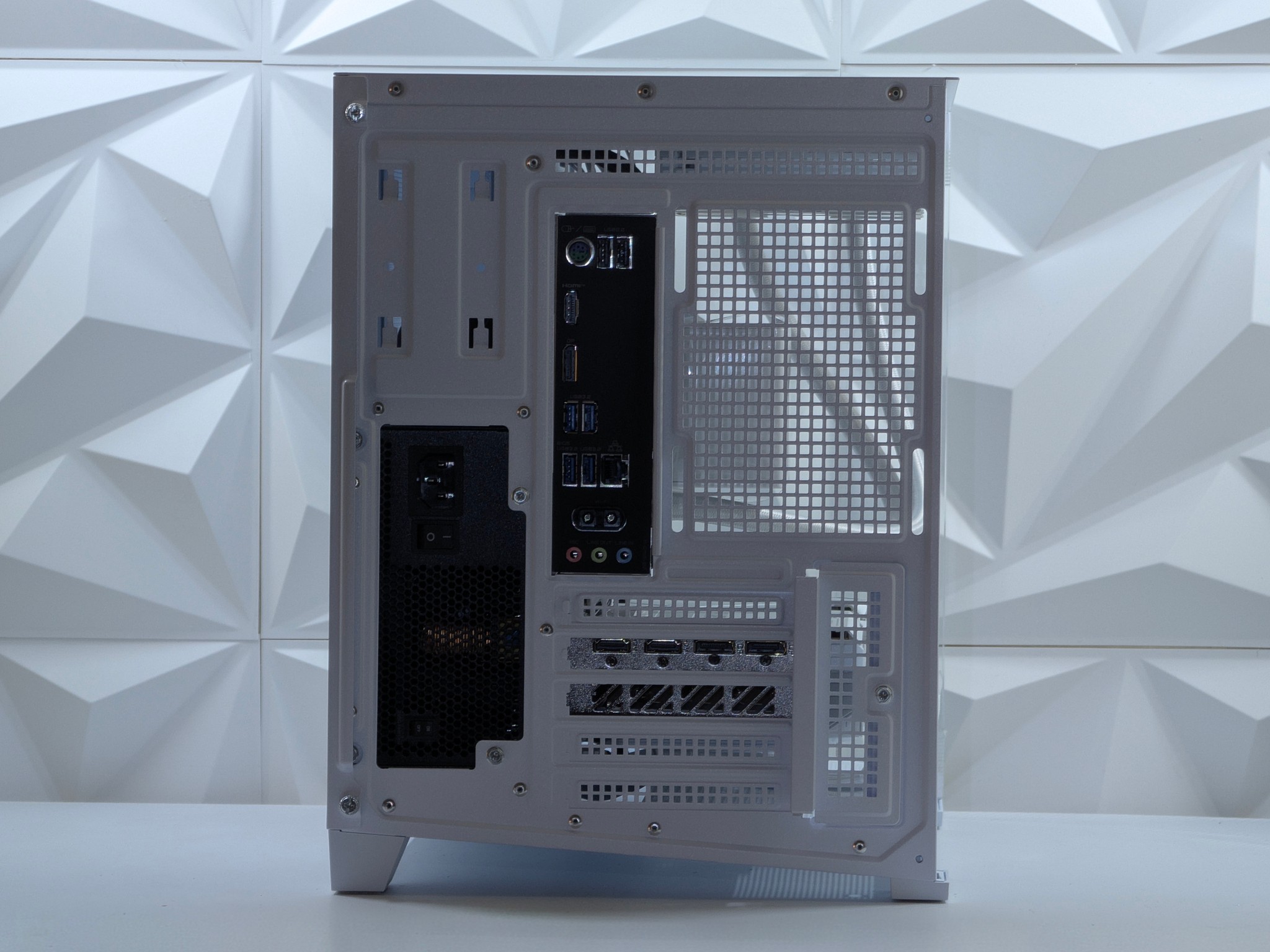 Liquid Cooled Gaming PC | RX 9070 XT / Ryzen 9 5900X / 32GB DDR4 / 1TB NVMe / Wi-Fi