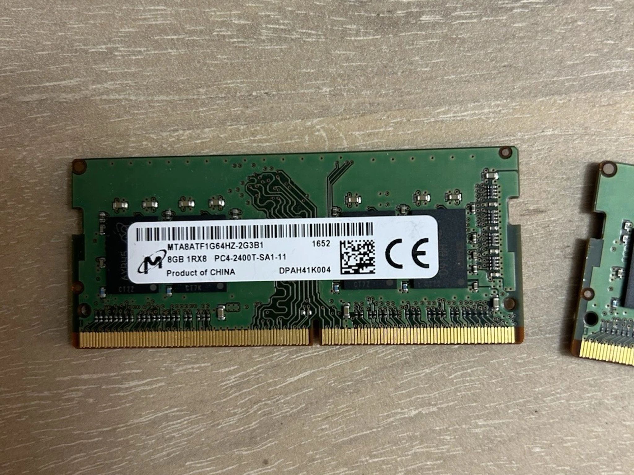 16GB (2x8GB) Micron DDR4 SODIMM Laptop RAM PC4-2400T1Rx8 MTA8ATF1G64HZ