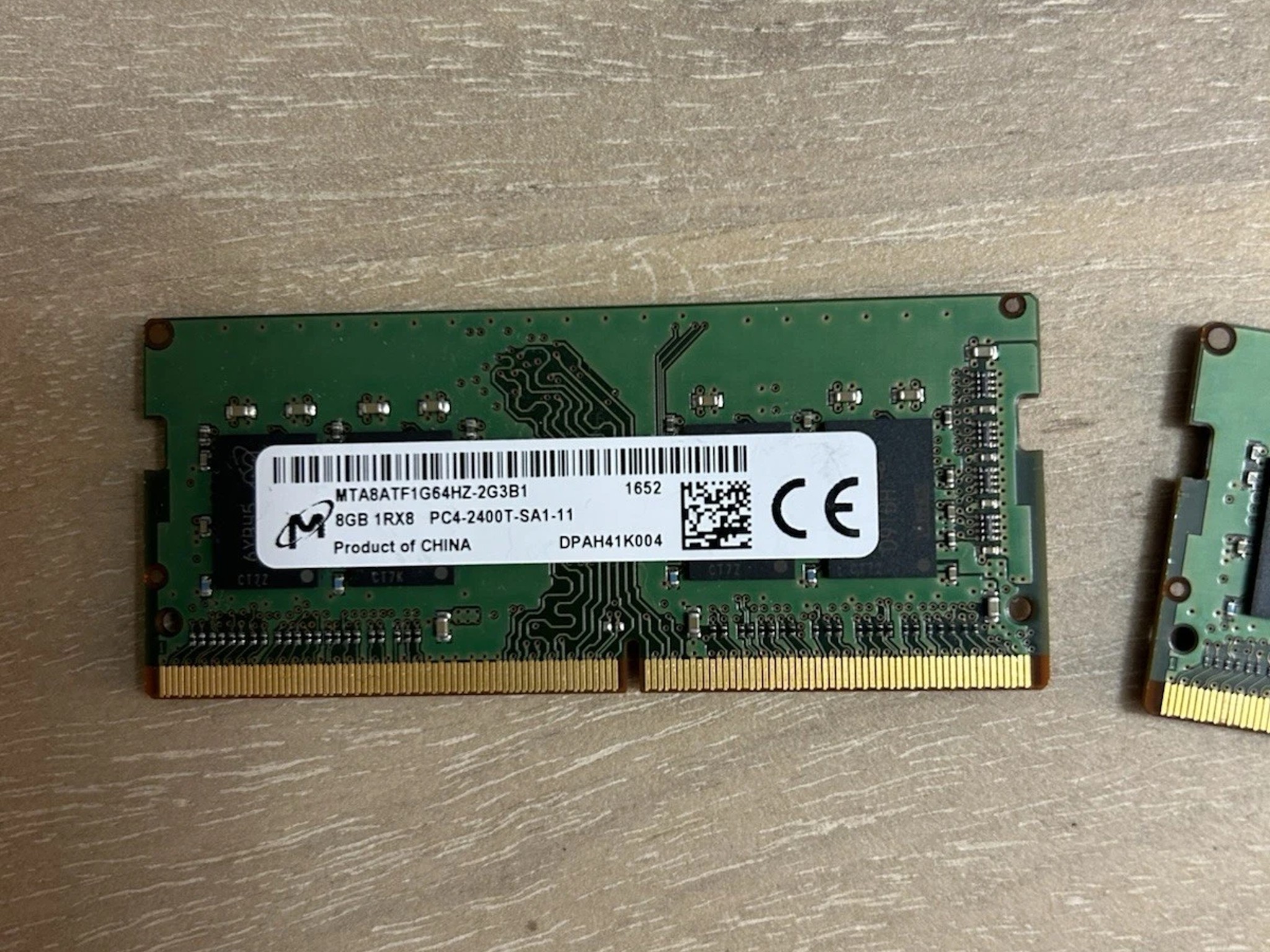 16GB (2x8GB) Micron DDR4 SODIMM Laptop RAM PC4-2400T1Rx8 MTA8ATF1G64HZ
