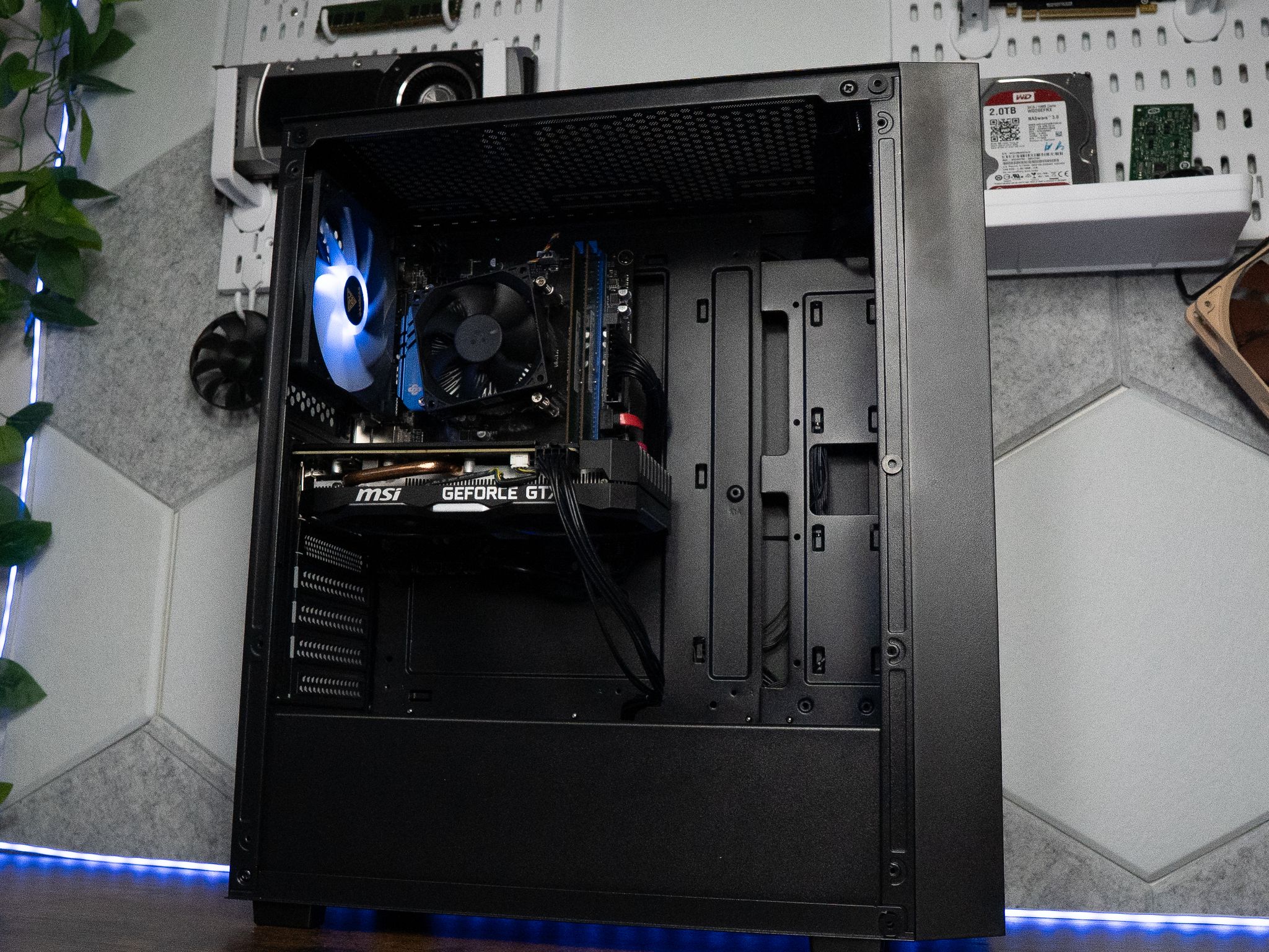 ❄️🌨 | MSI GeForce GTX 1660 Ti VENTUS 6GB | INTEL i5 9500T | 16GB DDR4 RAM | 1.24TB | Y2K Hero BRONZE