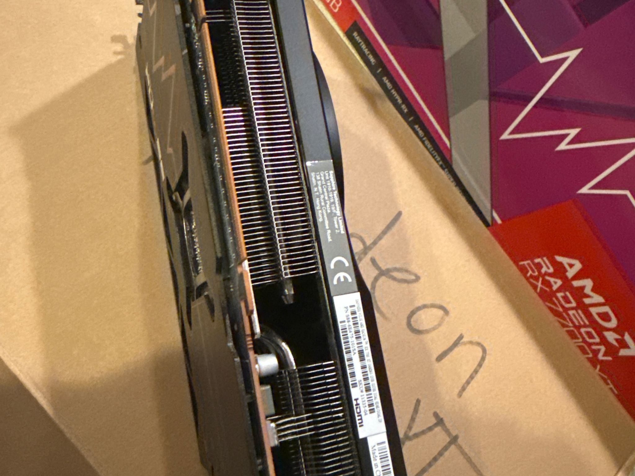 Radeon Rx Sapphire Pulse 7700XT 12gb VRAM