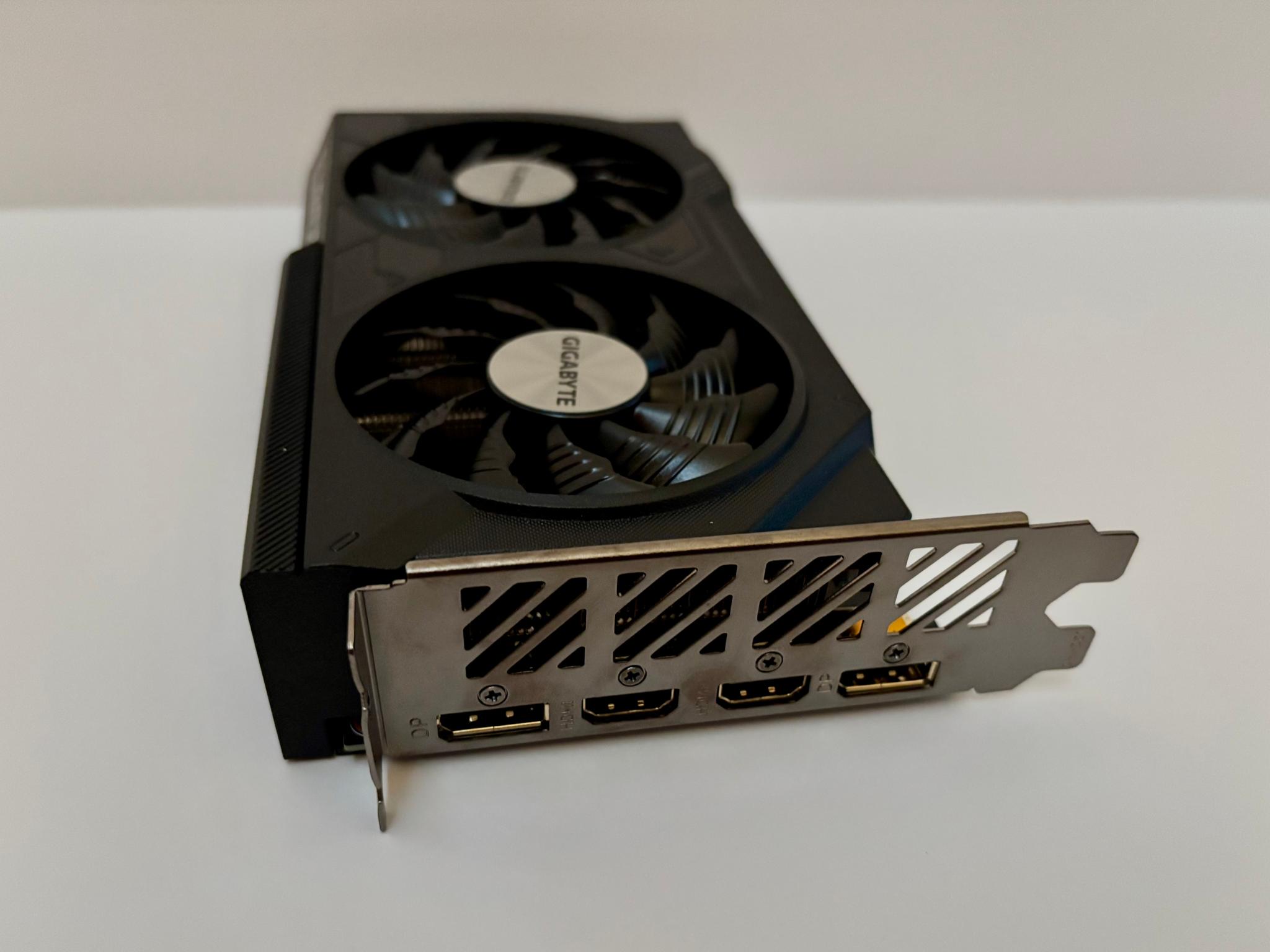 GIGABYTE EAGLE OC GeForce RTX 4060 - Image 4