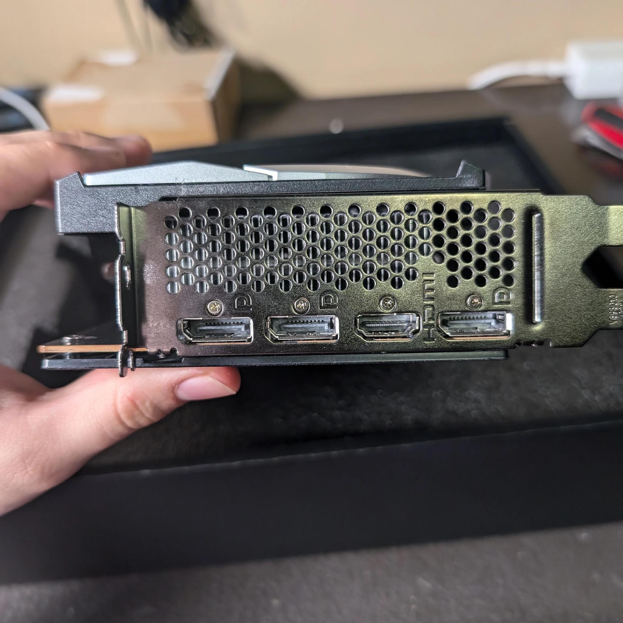 [Used] RX 6700 XT MECH 2X 12G
