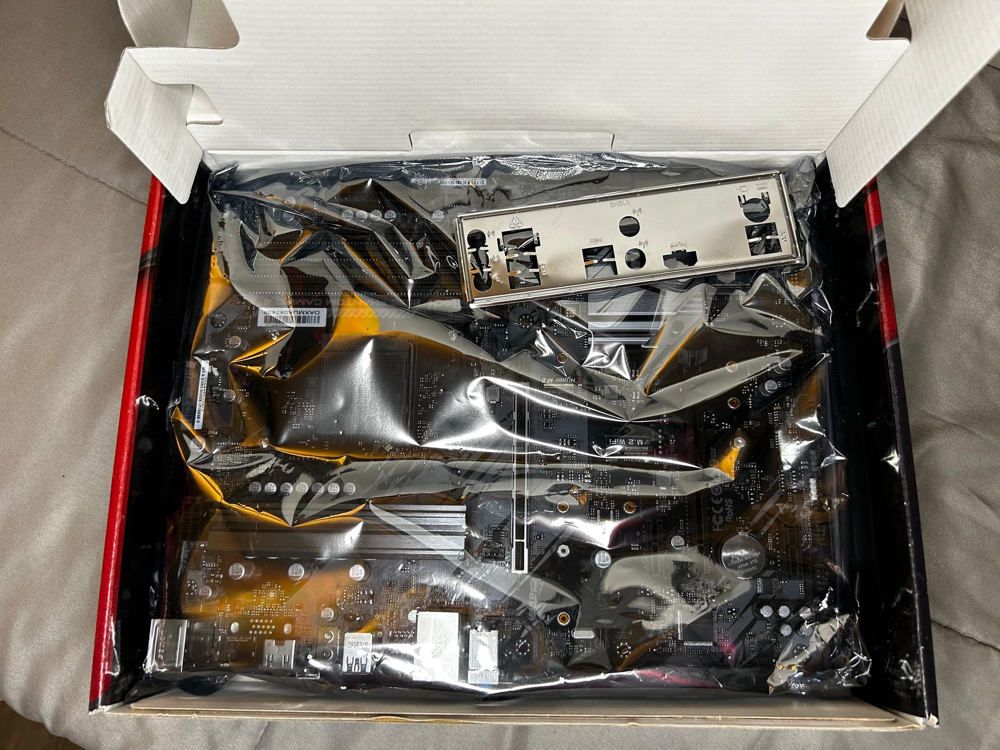 ASRock B550 Phantom Gaming 4 Supports AMD AM4 Socket Ryzen