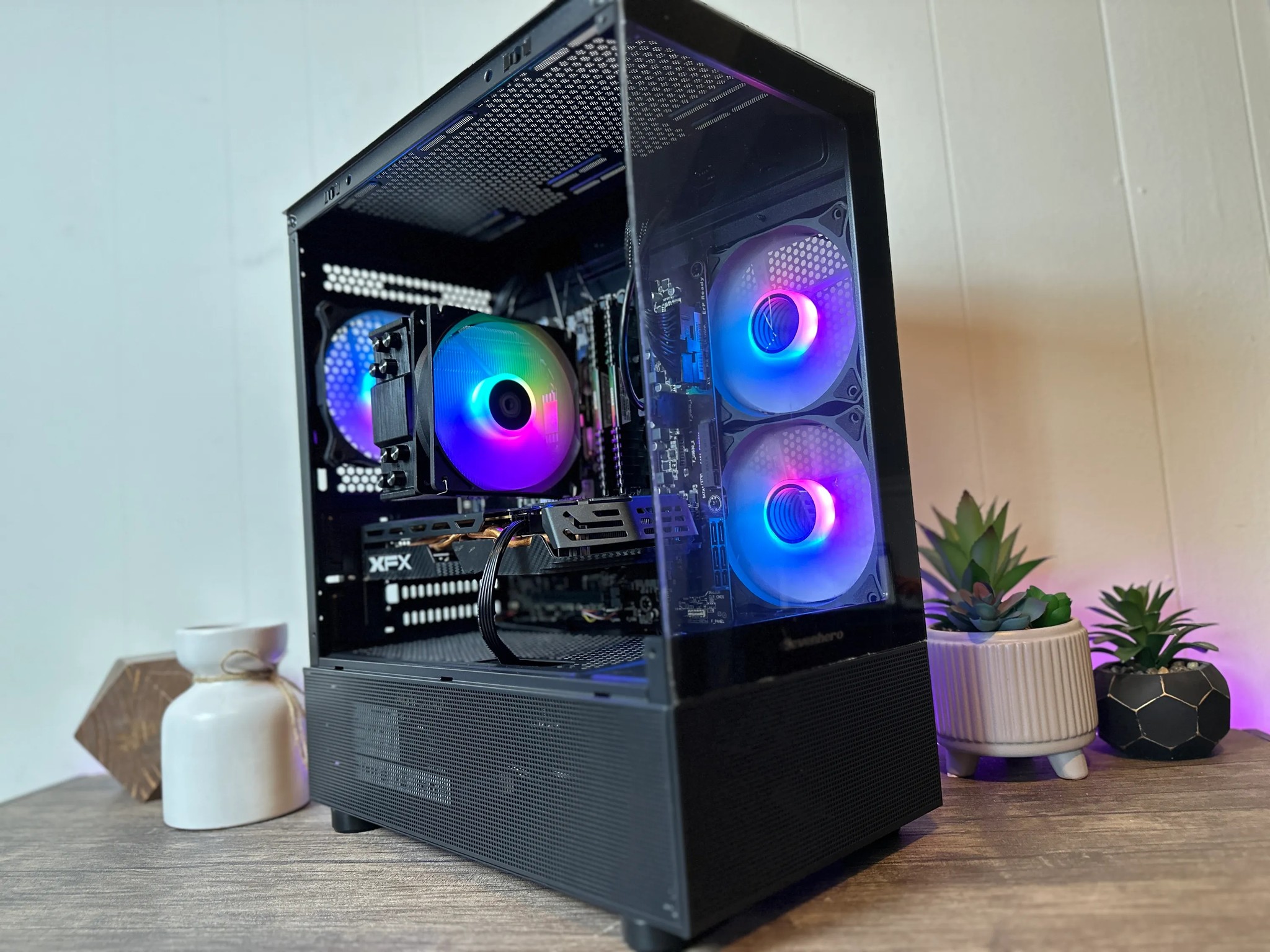 Budget/Entry Gaming PC! i5 7600, RX580 8GB, 16gb DDR4, 512GB NVME M.2 SSD! ARGB Fans!