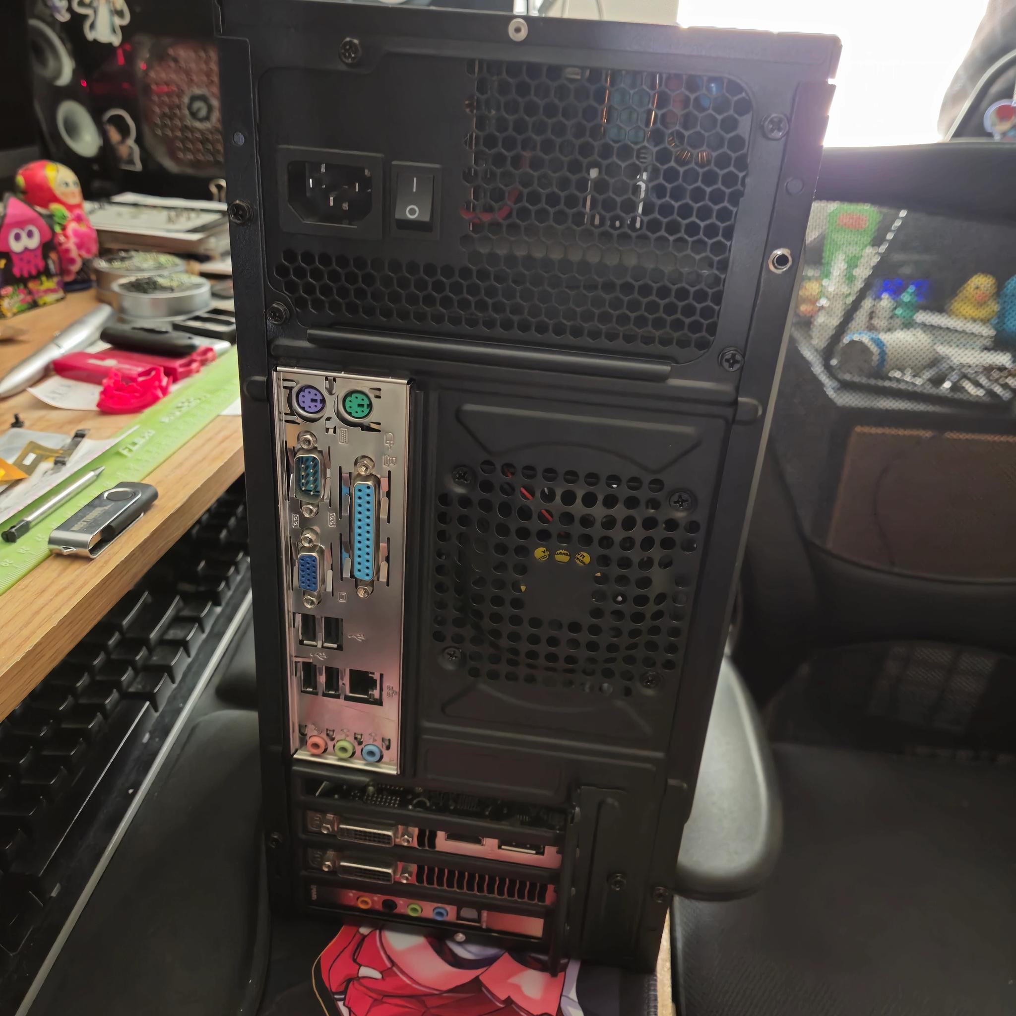 CUSTOM FX Rig | FX-8300 | MSI GTX 670 | 8GB DDR3 | 256GB SSD + 750GB HDD | WiFi Internal Card