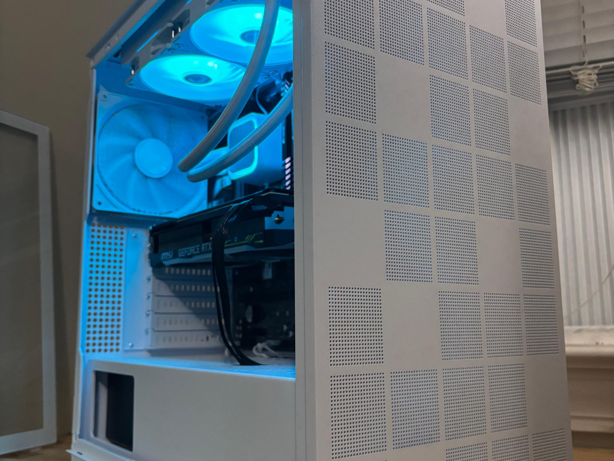 RTX 2080 | 5600X | 1TB NVMe | WiFi | 16GB RAM