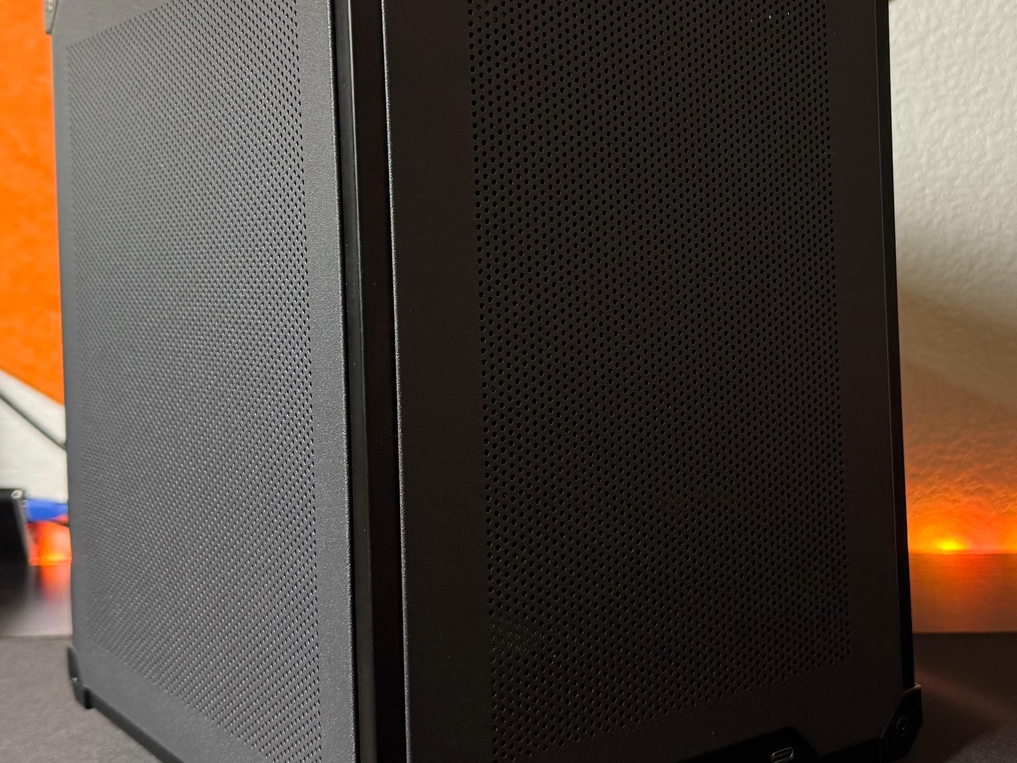 🔥 COMPACT POWERHOUSE  🔥 Ryzen 5 5500/ RX 6600 Console style Gaming PC!