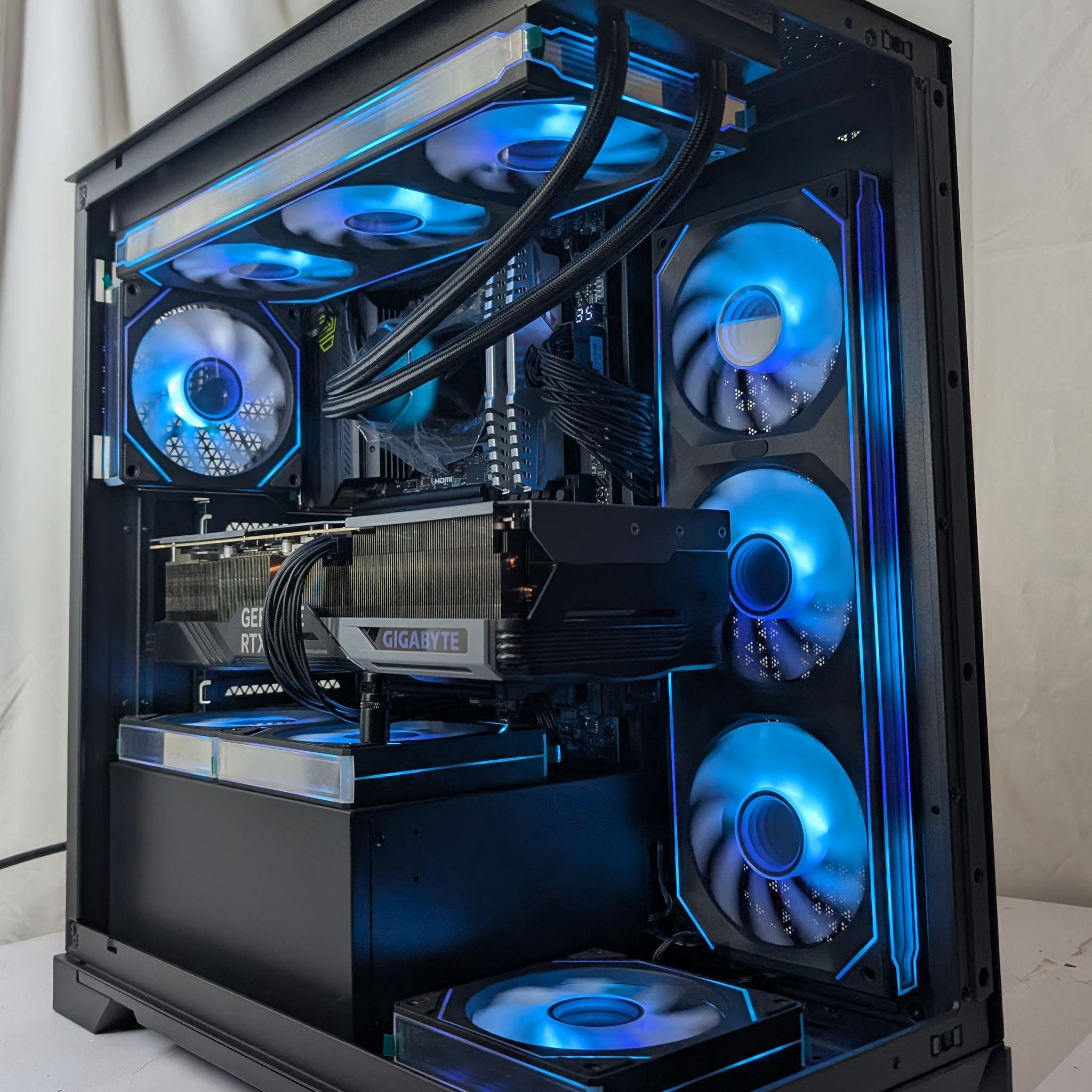 RTX 4080 | RYZEN 7 9800X3D | 32GB DDR5 | 2TB NVME | 850W PSU | 360MM AIO