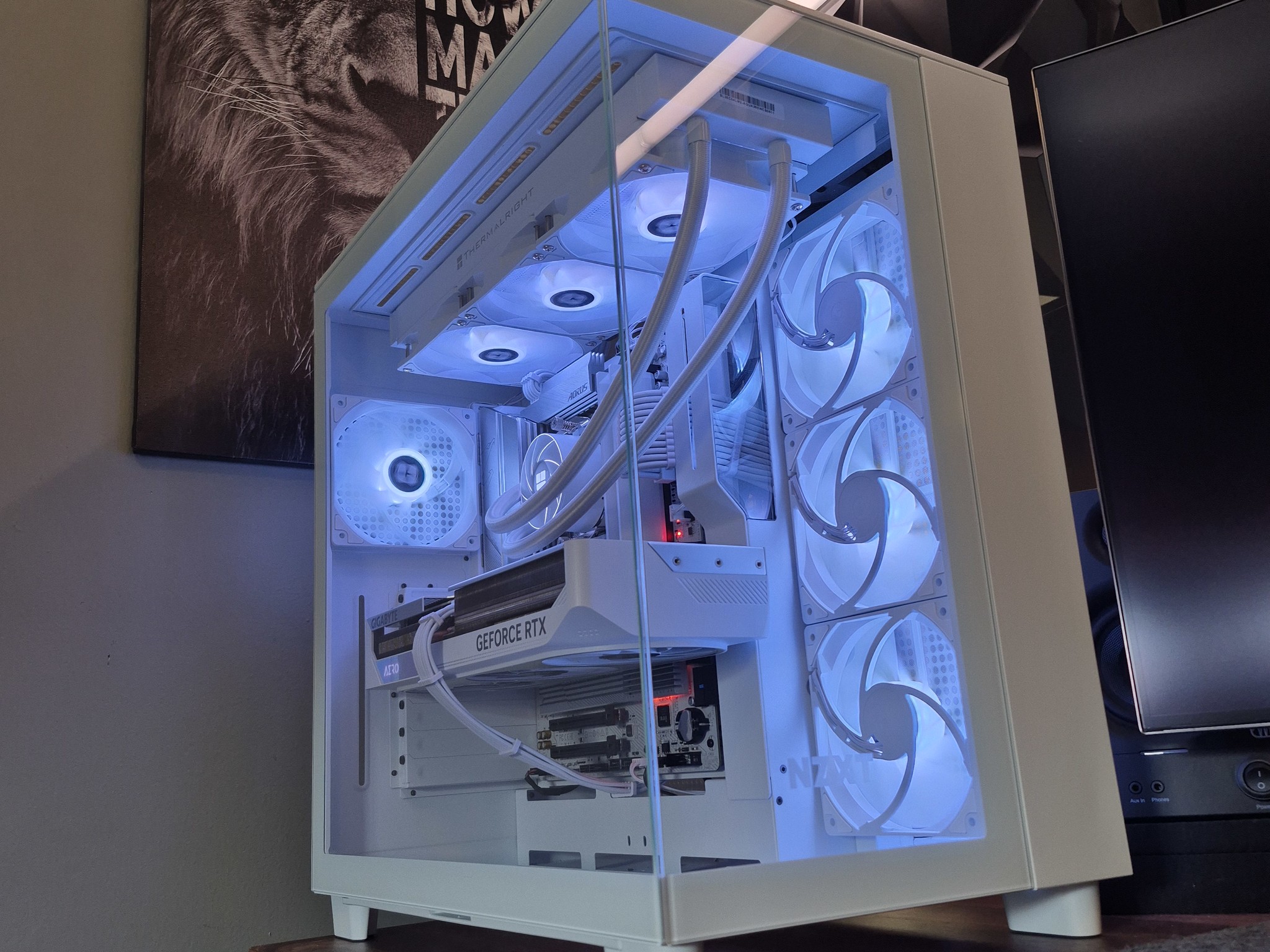 RTX 4070 Ti + RYZEN 5 7600X