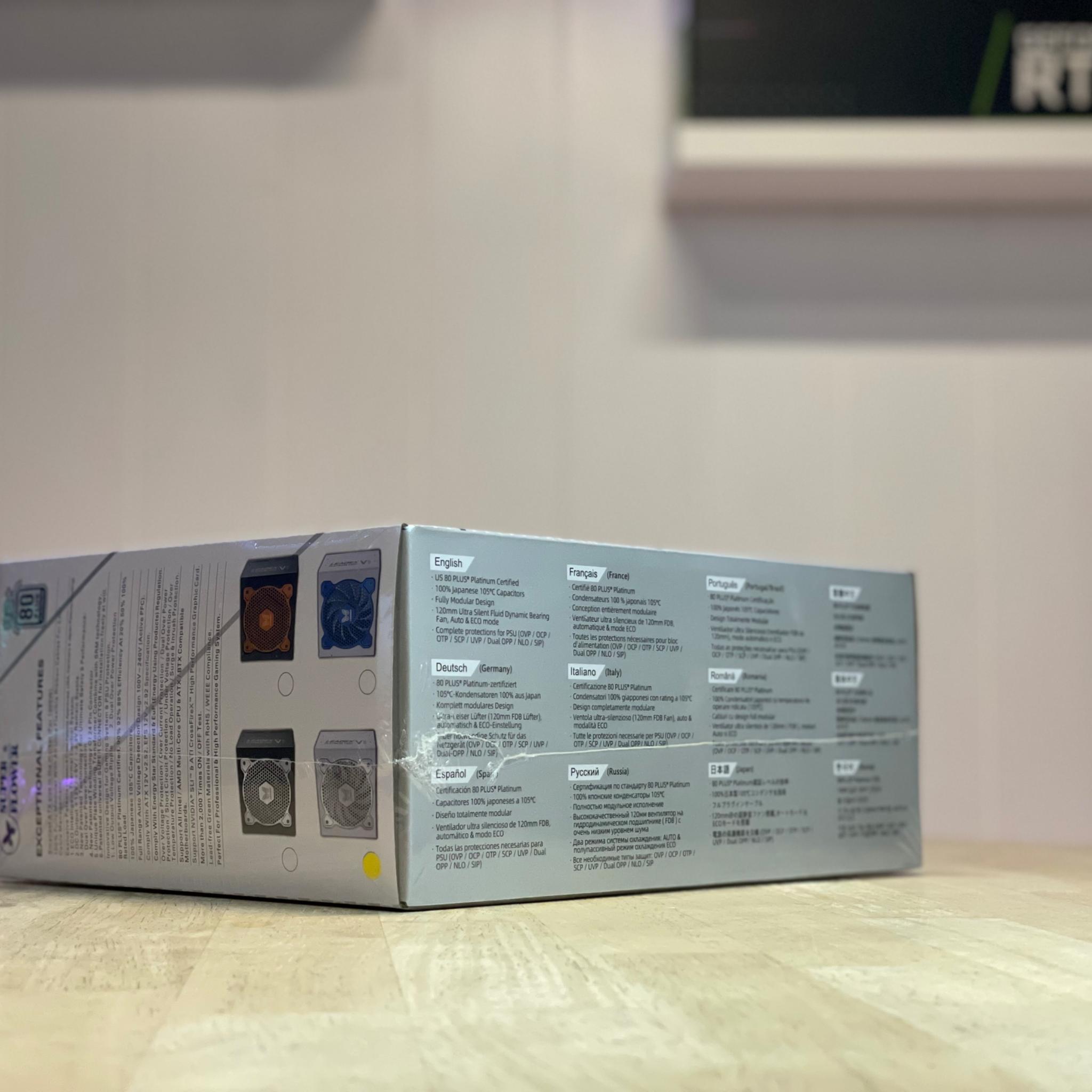 (Brand new sealed) 850W 80+ Platinum Fully Modular Superflower Leadex White Edition