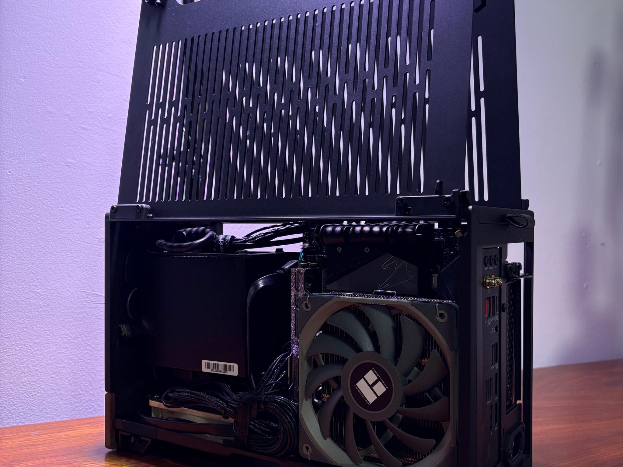 RTX 5070 | Ryzen 9 5900X | 32GB DDR4 | 1 TB SSD | 850W PSU | 1x 120MM Fan | Fractal Terra