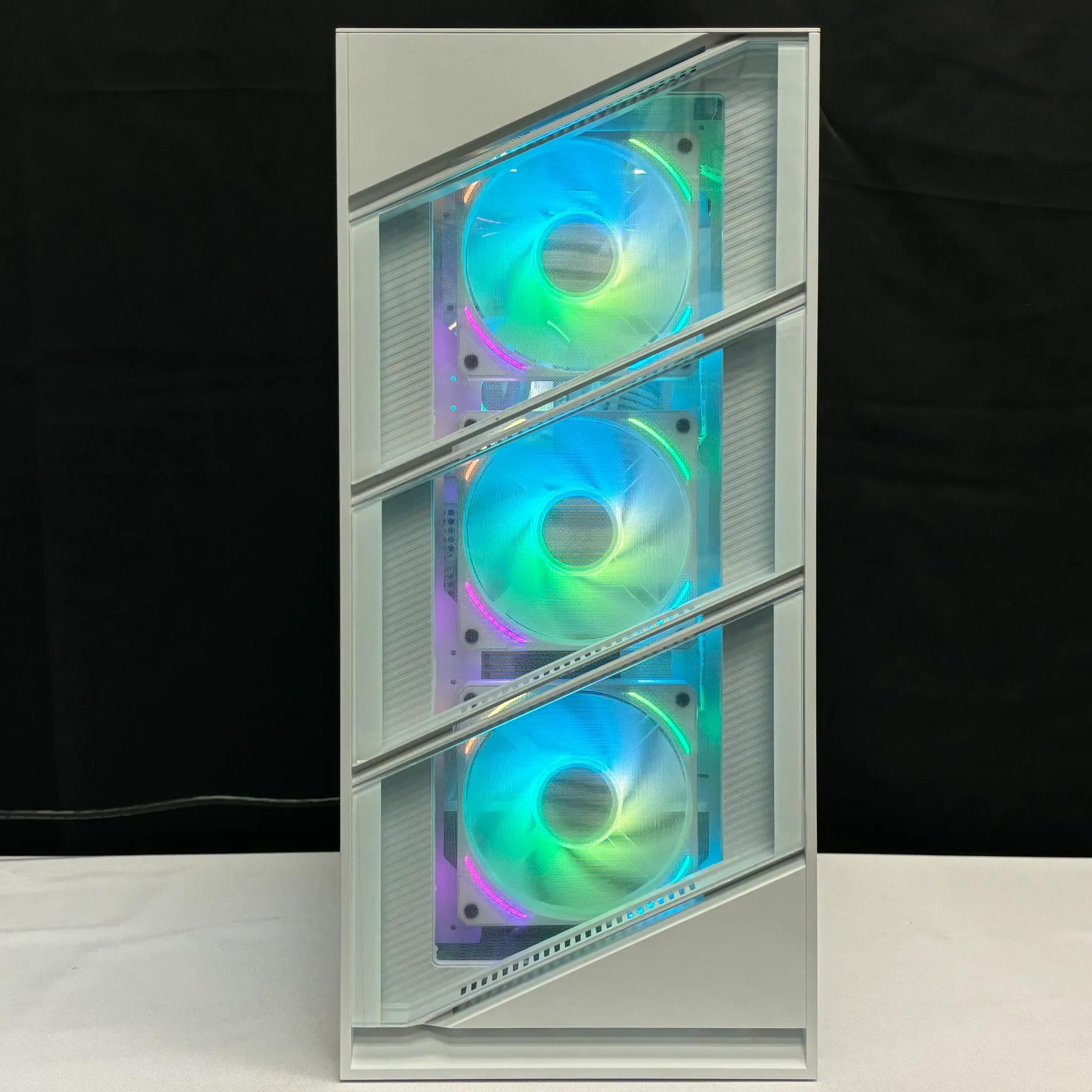 Seraphinx i7-13700KF 5.8GHz, RX 6750 12GB, 1TB NVME SSD, 32GB RGB DDR5, 850W PSU