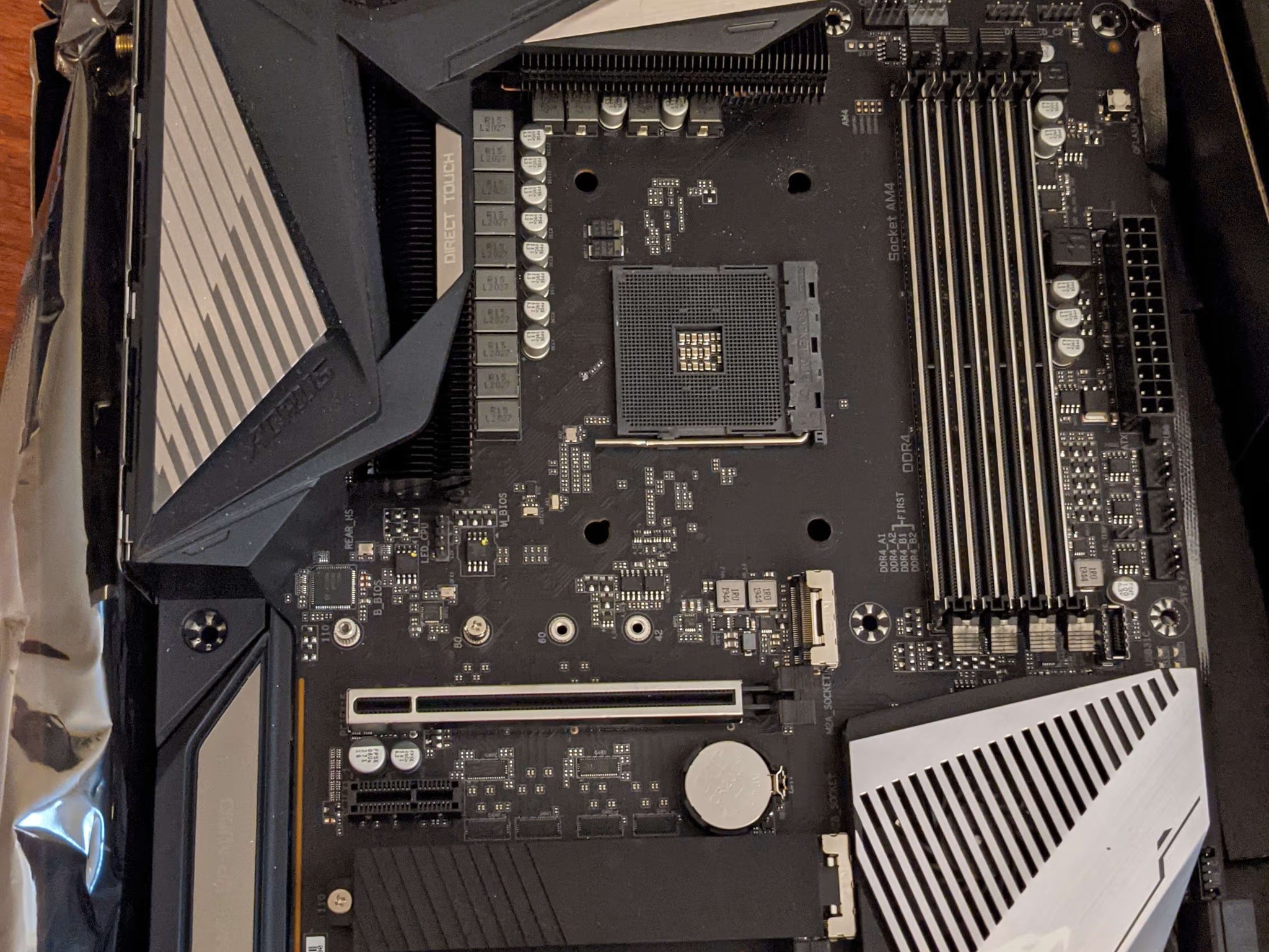 Used GIGABYTE X570 AORUS Ultra 