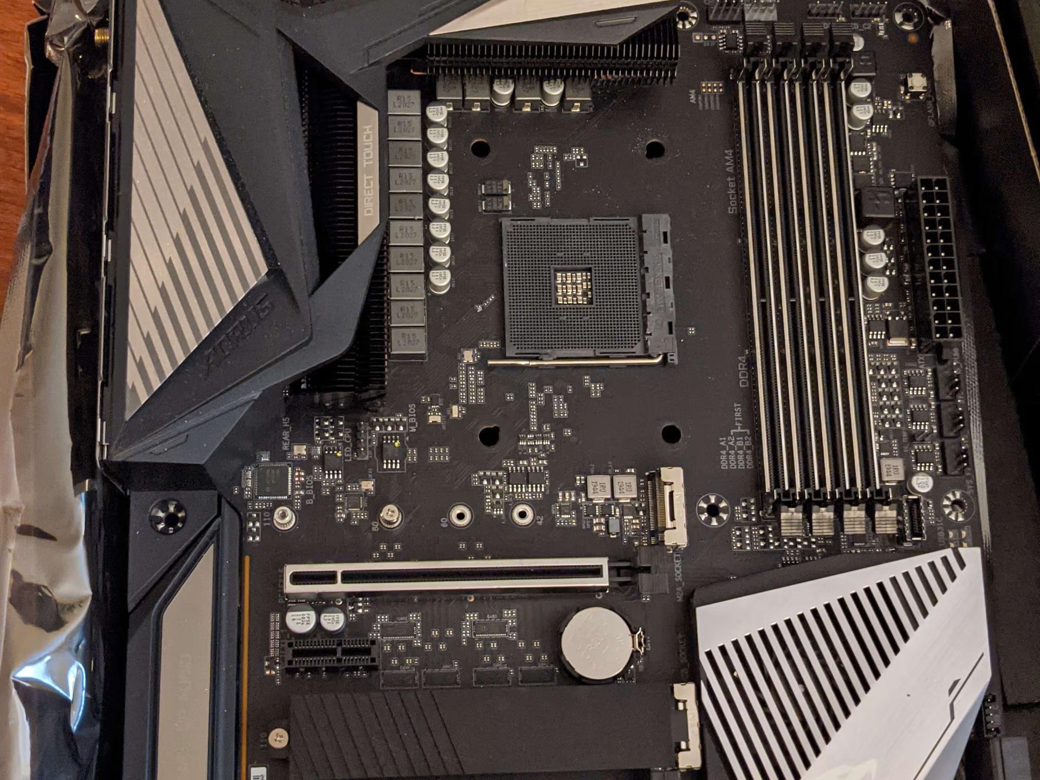 Used GIGABYTE X570 AORUS Ultra 