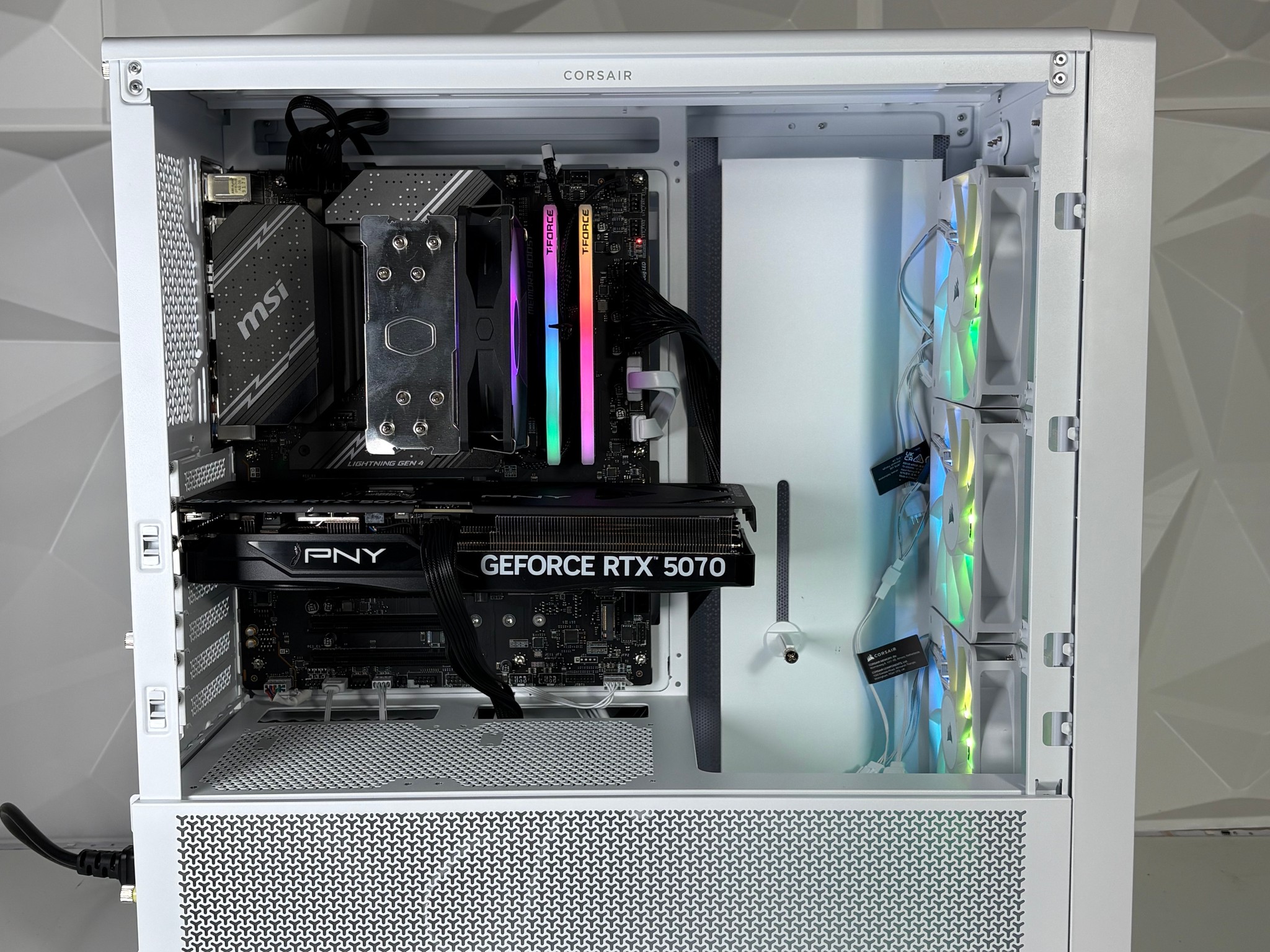//ICEBERG V2// - RTX 5070, i5 14400F, 16GB DDR5, 1TB SSD Whiteout Gaming PC by EXT PCs
