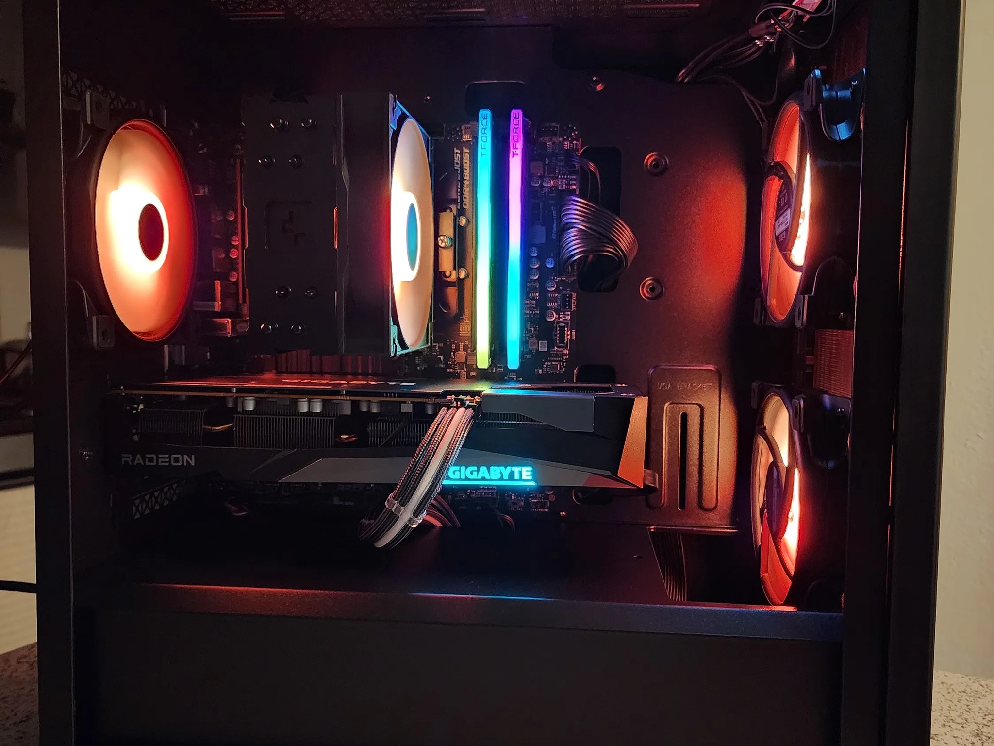 Tier "Dos" Gaming PC | R5 5600 | Radeon RX 6650XT | 16GB RAM | 1TB NVME