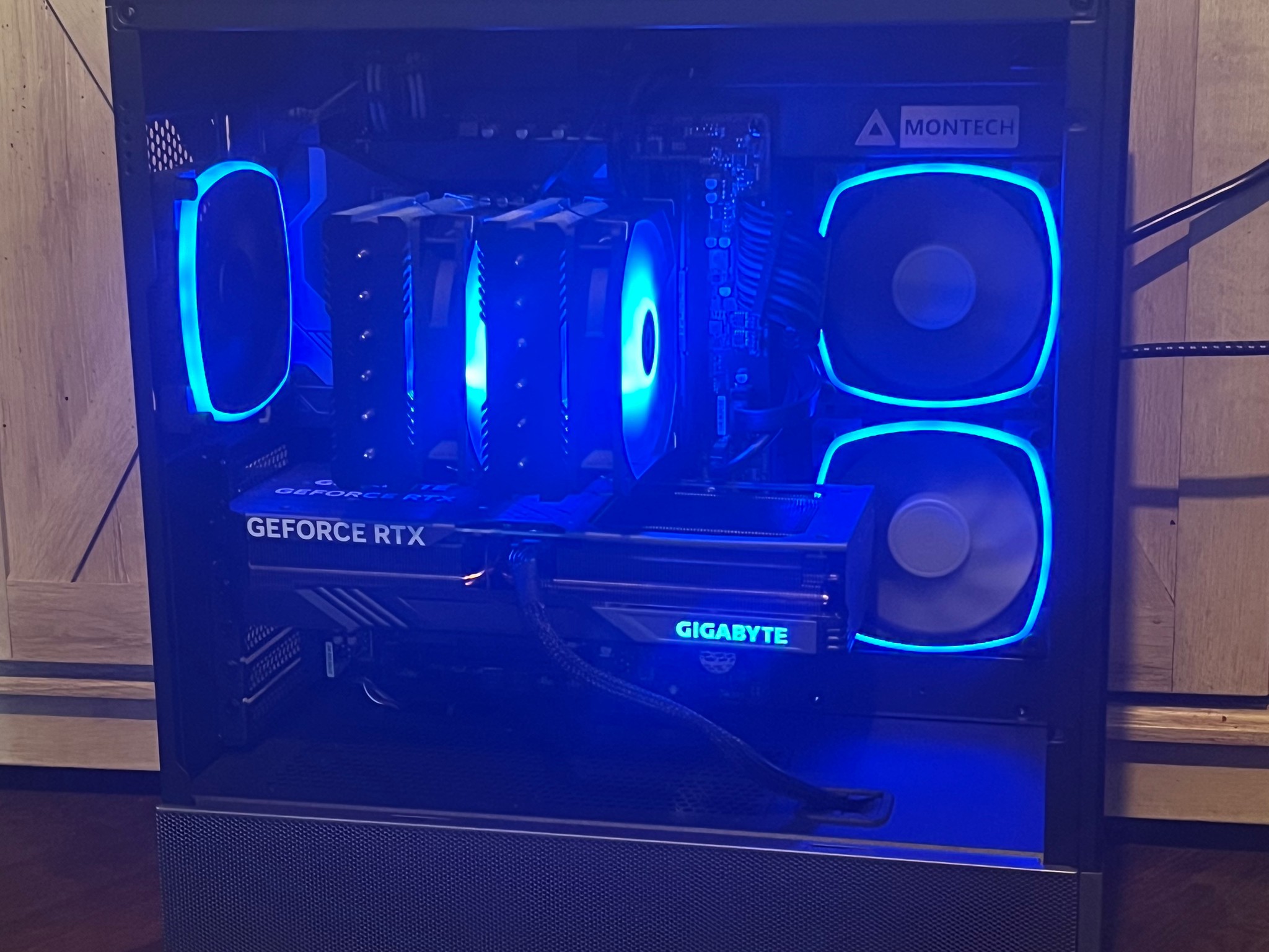 (smoke & fire) high end gamming content creation beast 1440p/4k 12700k ,4070, z790.ddr5