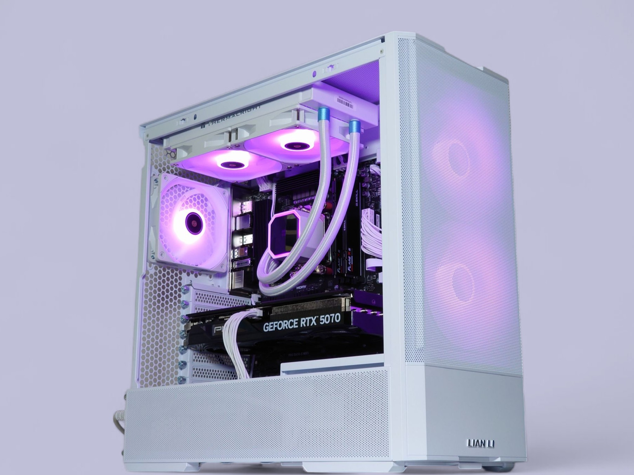 🌬️🐻‍❄️Nvidia RTX 5070 12GB❄️AMD Ryzen 7 7700❄️32GB DDR5❄️1TB NVME