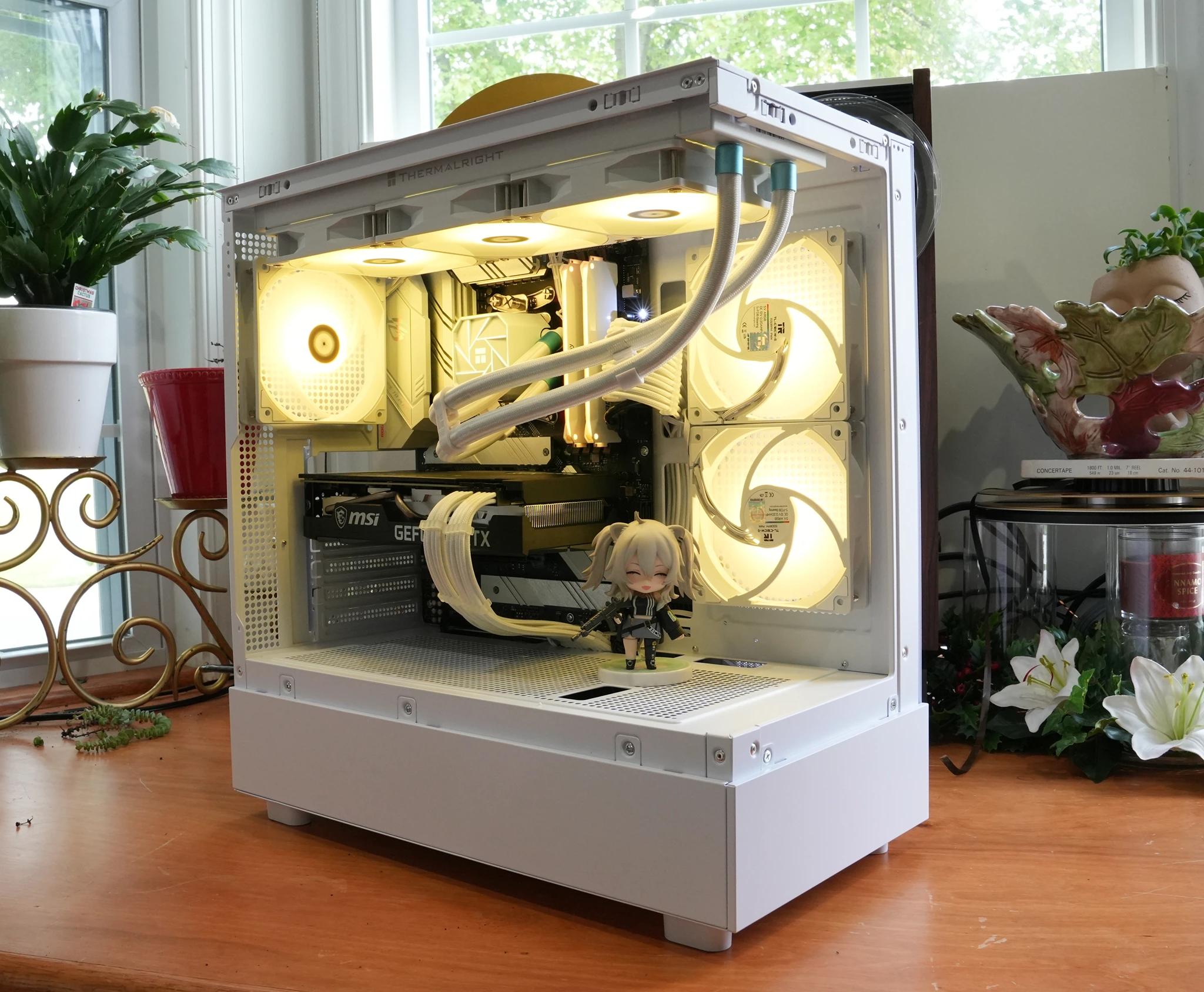 🧊🧊 Frost's Core | Ryzen 7 5700X - RTX 3070 8GB - 32GB 3600MHz RAM | Mid-Range Gaming PC