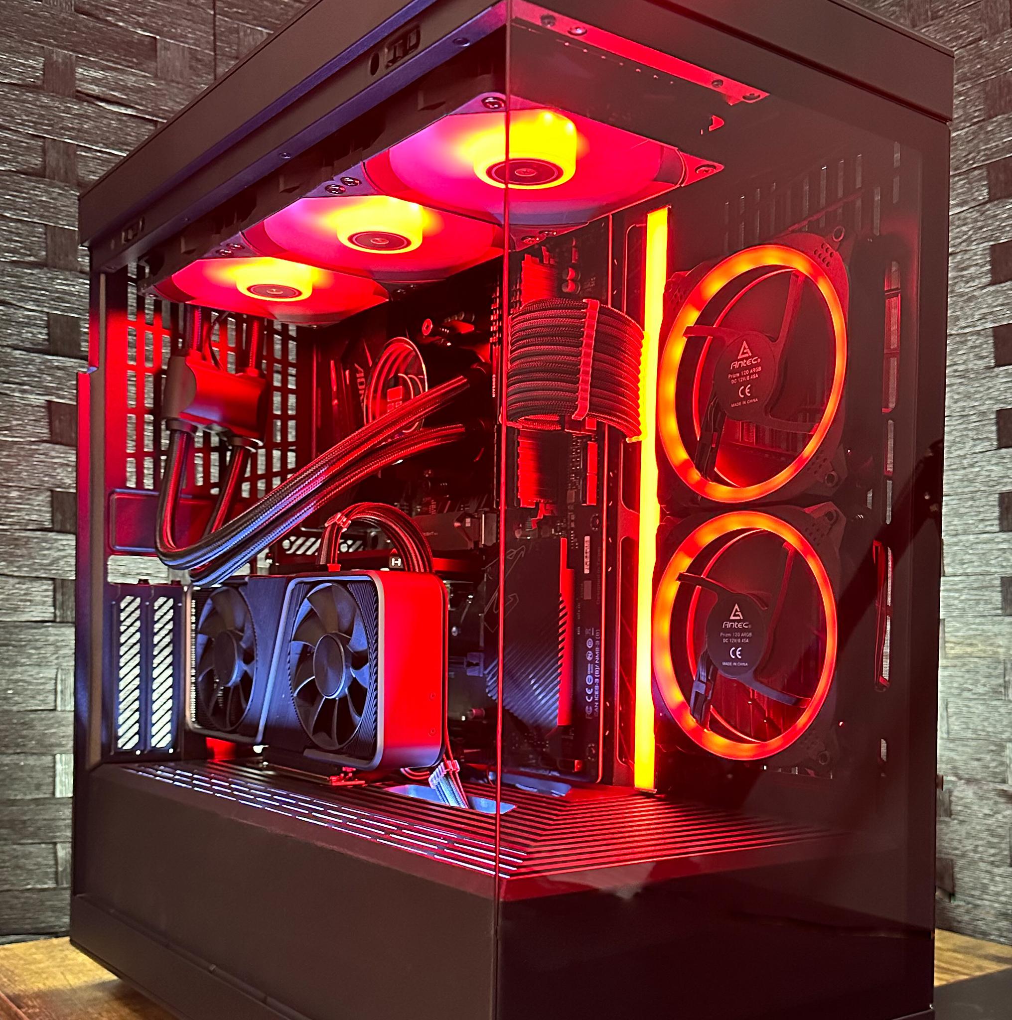 RTX 3070 | Ryzen 7 5700X - 1TB Gen 4 NVME- 32GB 3200 Memory in the HYTE Y40!