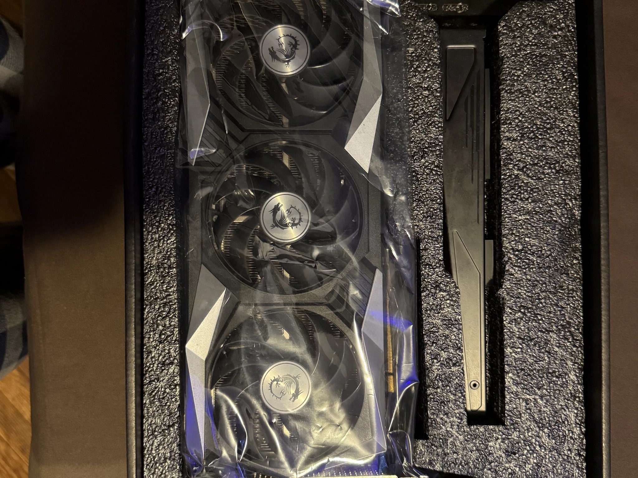 MSI Radeon RX 6800 Gaming Z Trio 16G