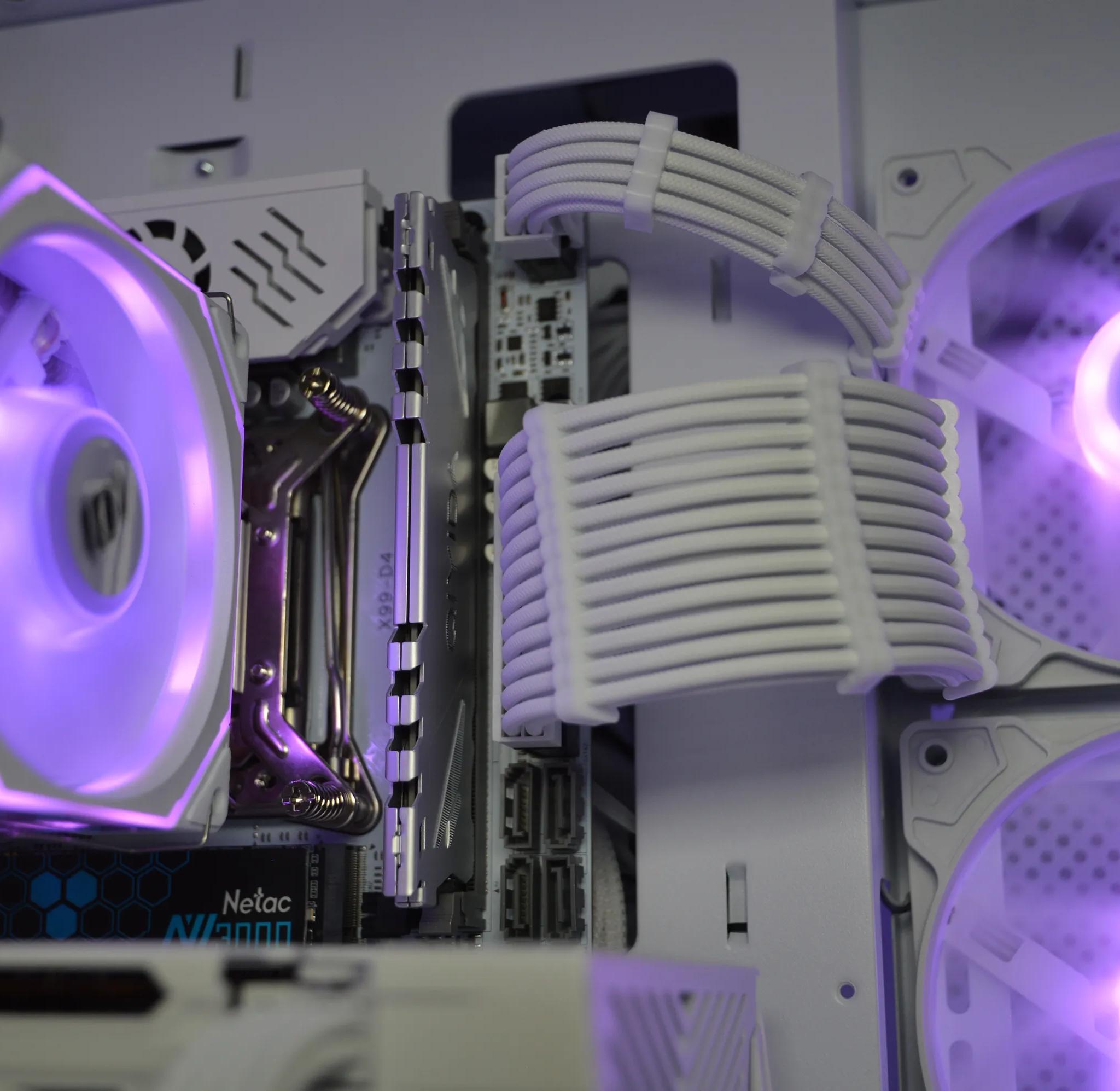 ⚪⚪| RX 580 8GB | INTEL XEON E5 2670 V3 | 16GB RAM | 1TB SSD | Ice Frost |