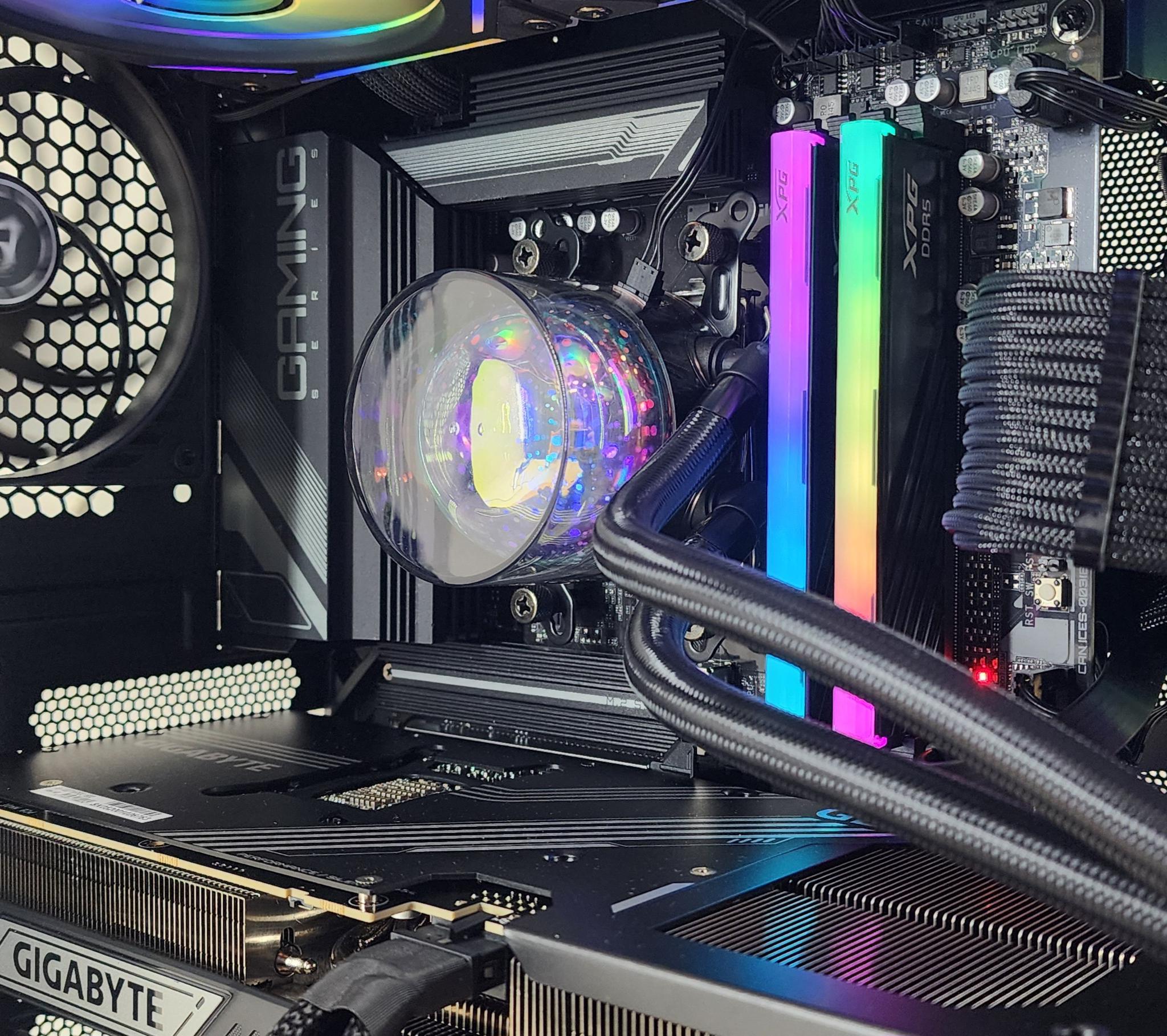 Gaming PC Ryzen 9 9900X 32GB RAM 1TB SSD RTX 5070 Ti 16GB Windows 11 Computer