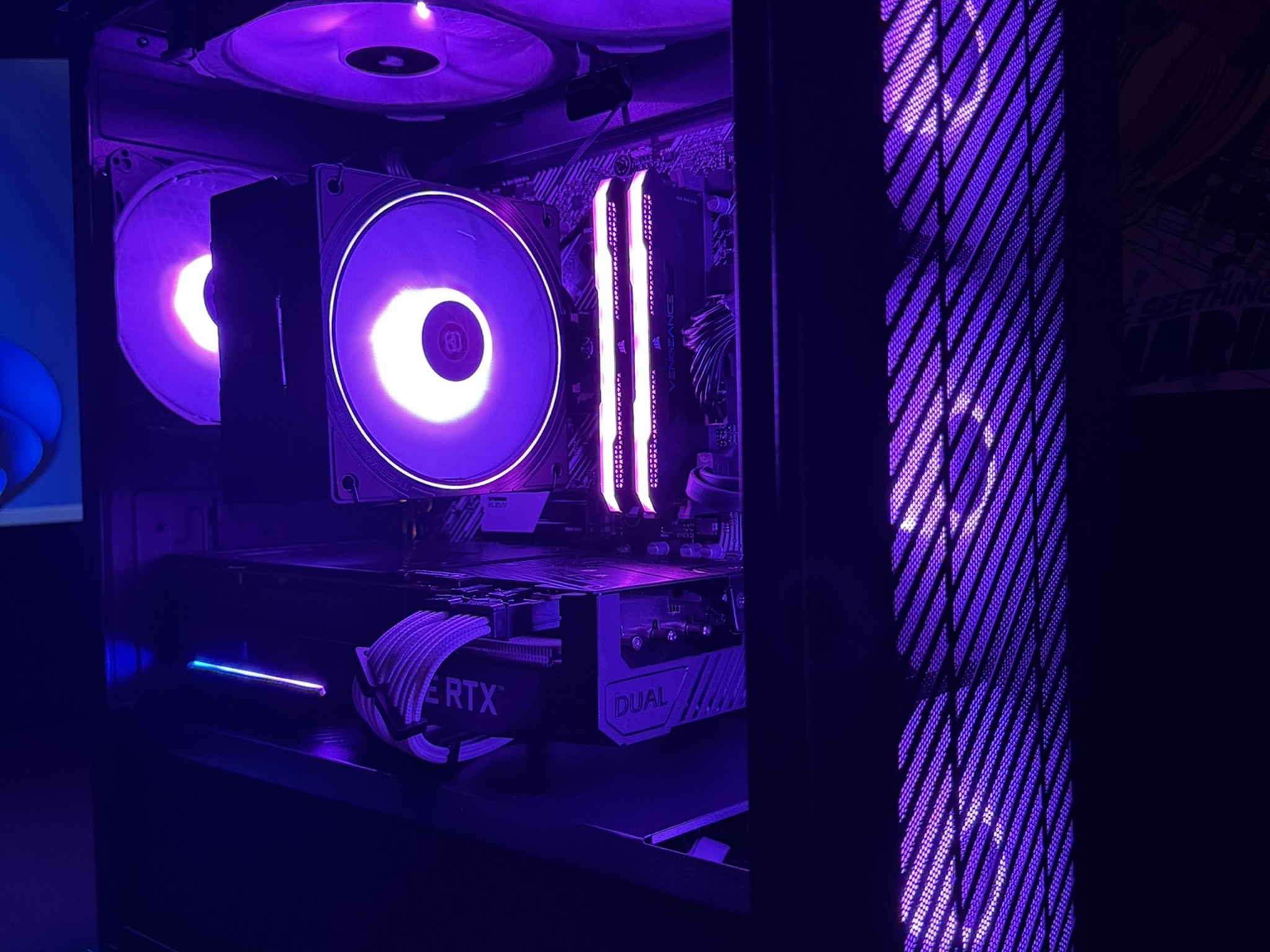 1440p Gaming Beast | RTX 3070 | Ryzen 7 3700X | 32GB DDR4 | WIFI