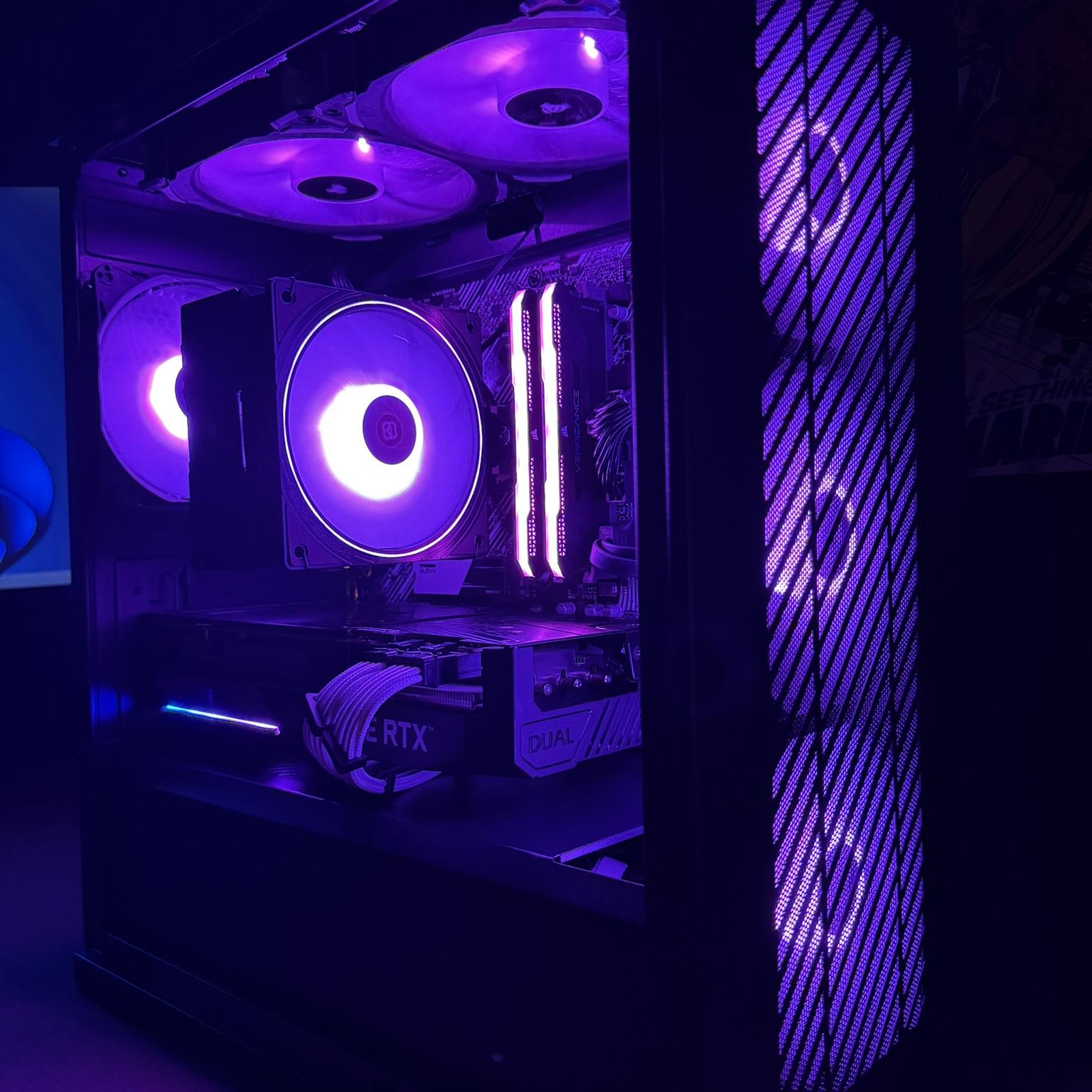 1440p Gaming Beast | RTX 3070 | Ryzen 7 3700X | 32GB DDR4 | WIFI