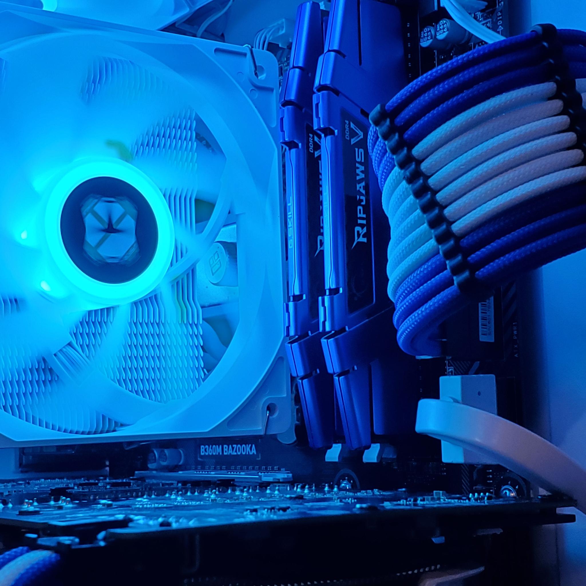 White + Blue Gaming PC | GTX 1070 | i5 8400 | 16GB | 512GB | ARGB | Wi-Fi + BT