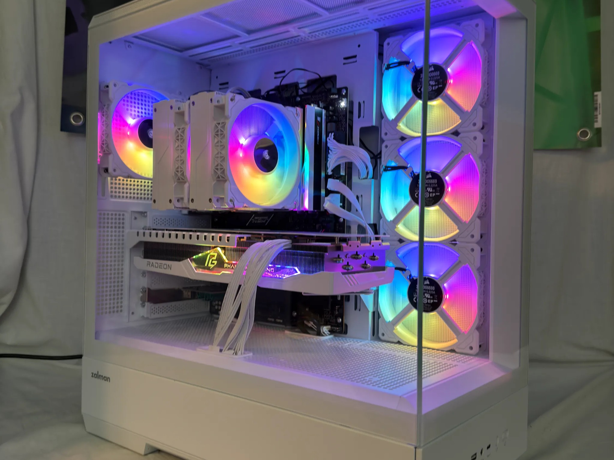 RX 7900XT Ryzen 7 7700x Gaming PC