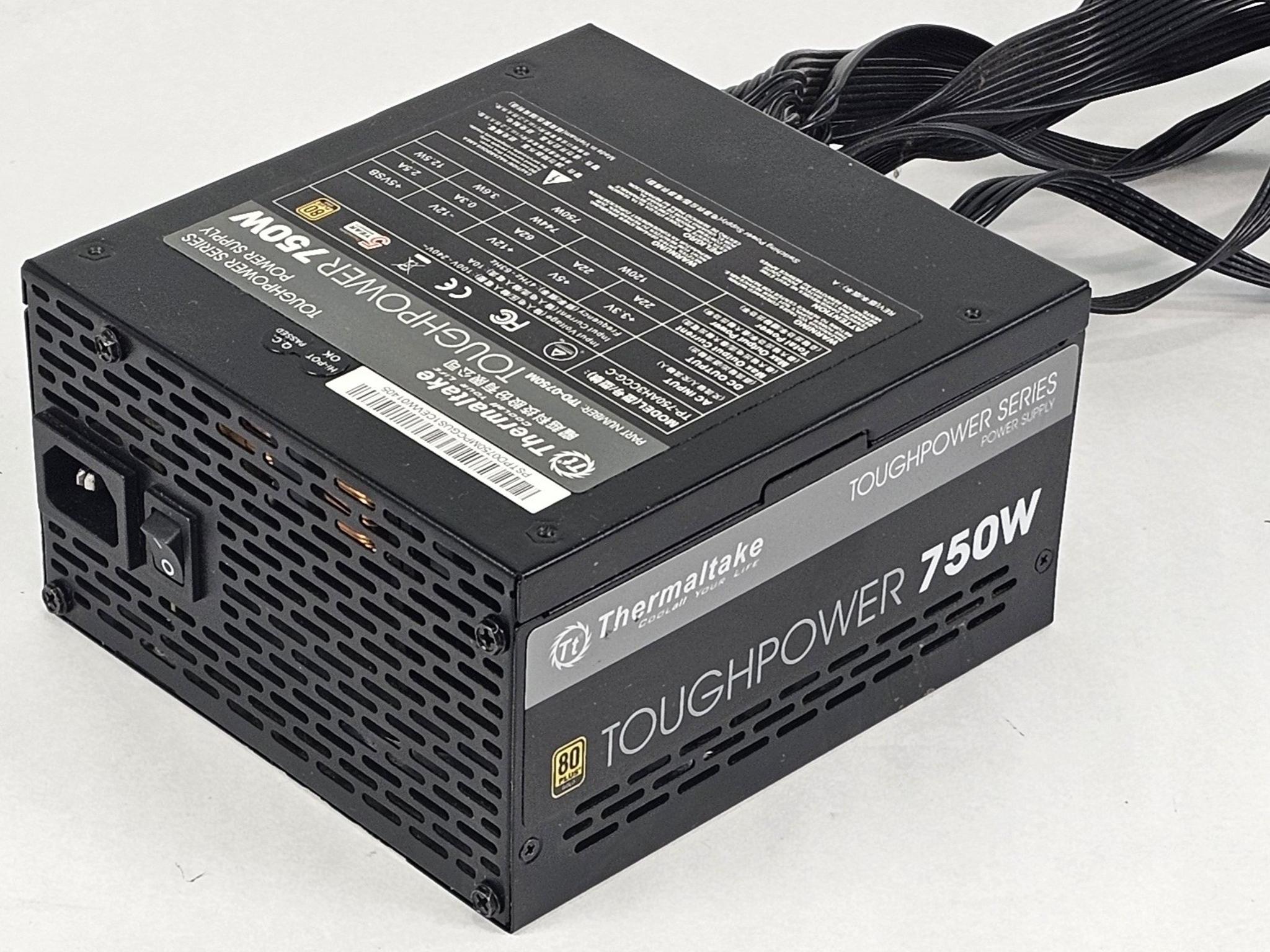 750 Watt PSU Thermaltake Toughpower Power Supply