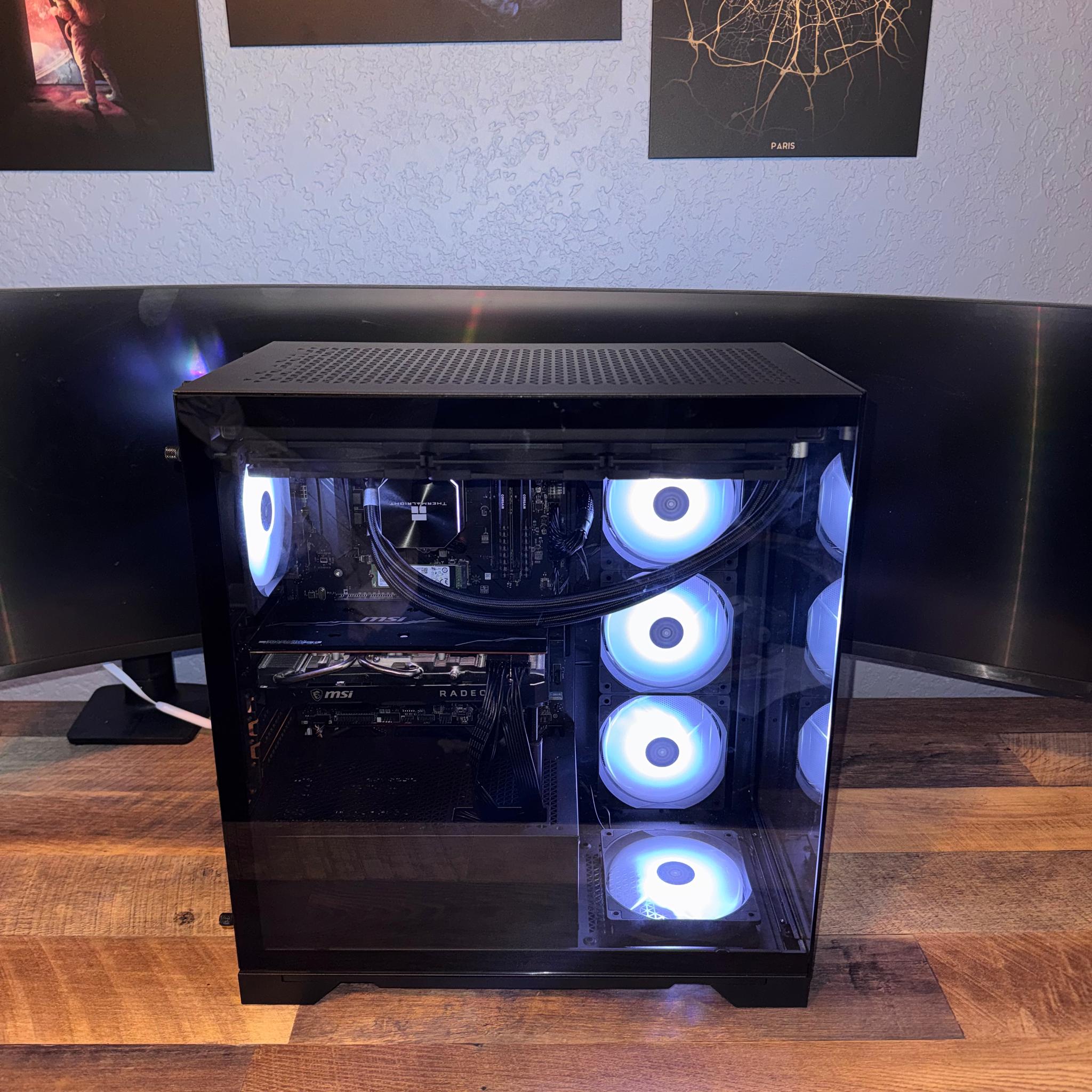 Ryzen 5 3600 | Rx 5700xt | 16gb 3000mhz | 256gb ssd windows 11