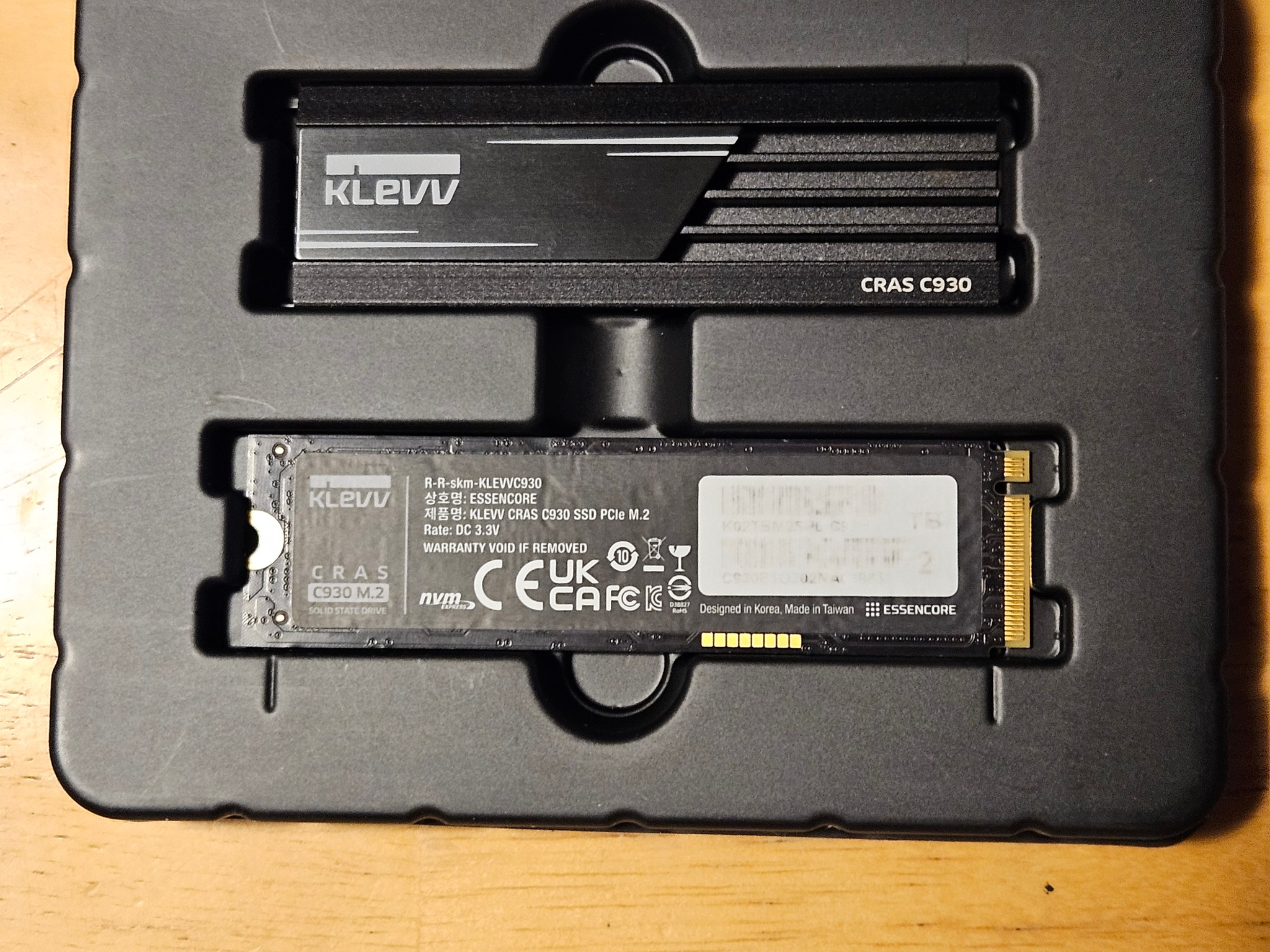 Klevv Cras 930 2TB NVME SSD with DRAM Cache and Heatsink
