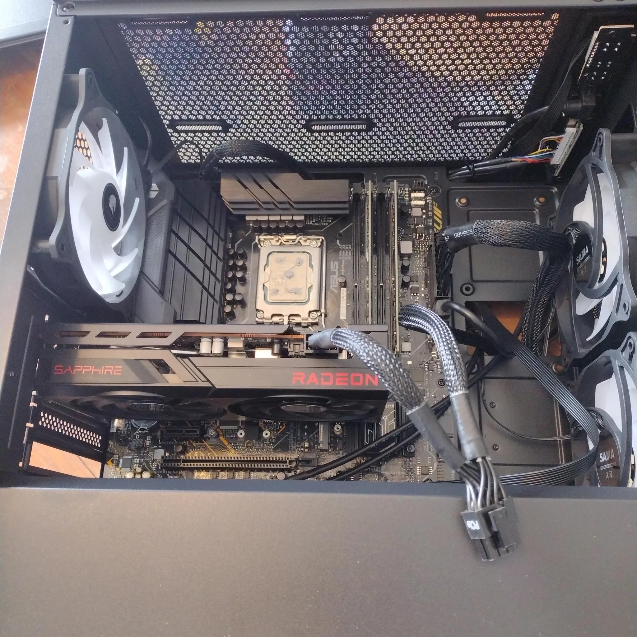 Sapphire Dual Fan AMD RX 6600