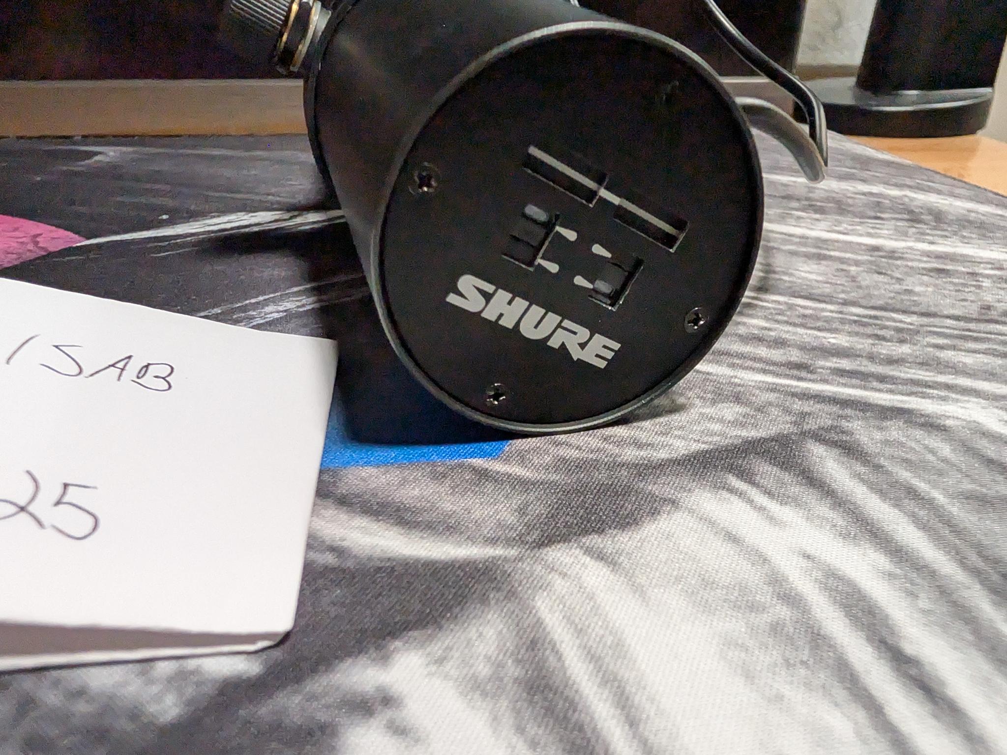 Shure SM7B XLR Microphone w/o Windscreen