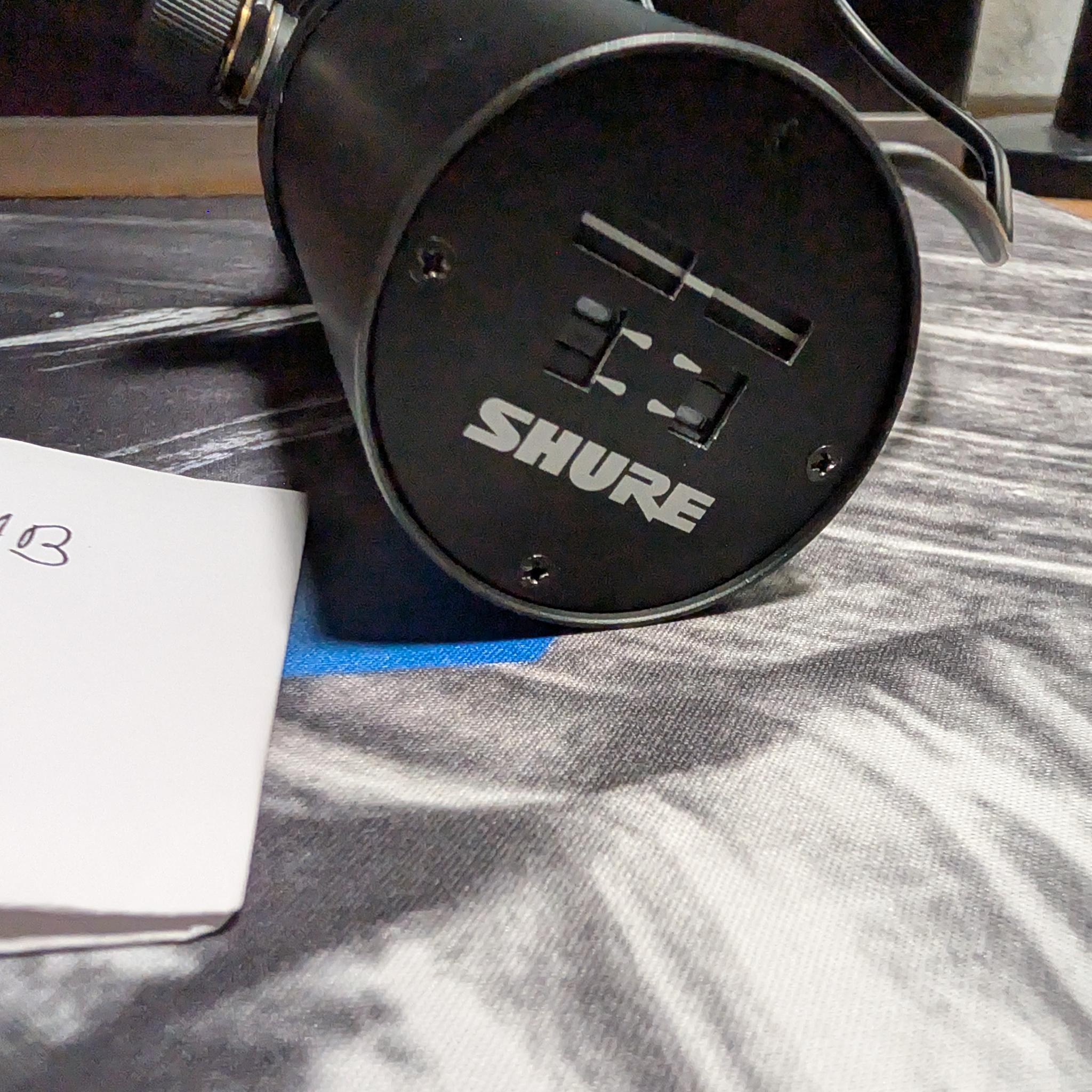 Shure SM7B XLR Microphone w/o Windscreen