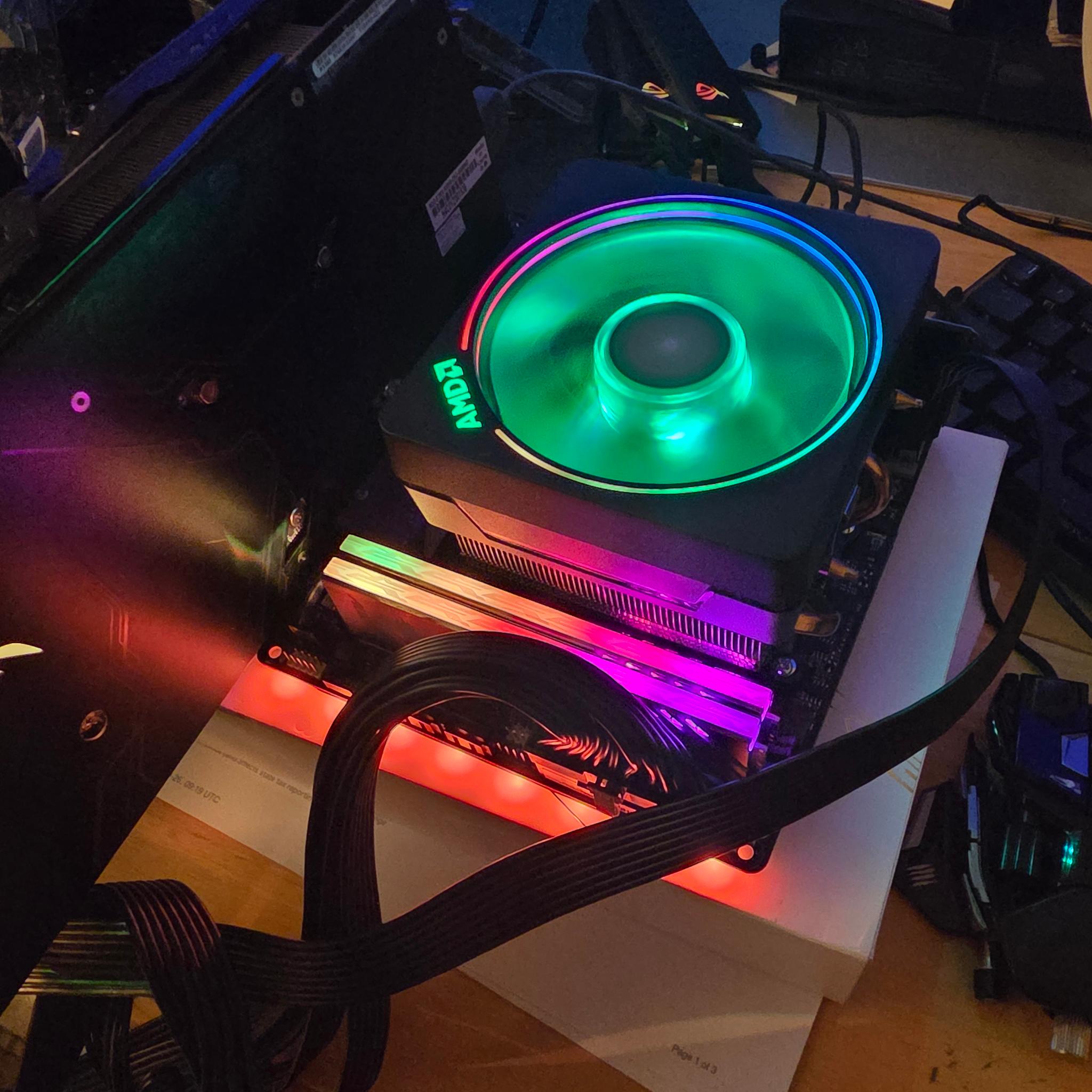 Asrock B550i Aorus Pro AX + 3950X 16/32 + 16 GB AORUS RGB