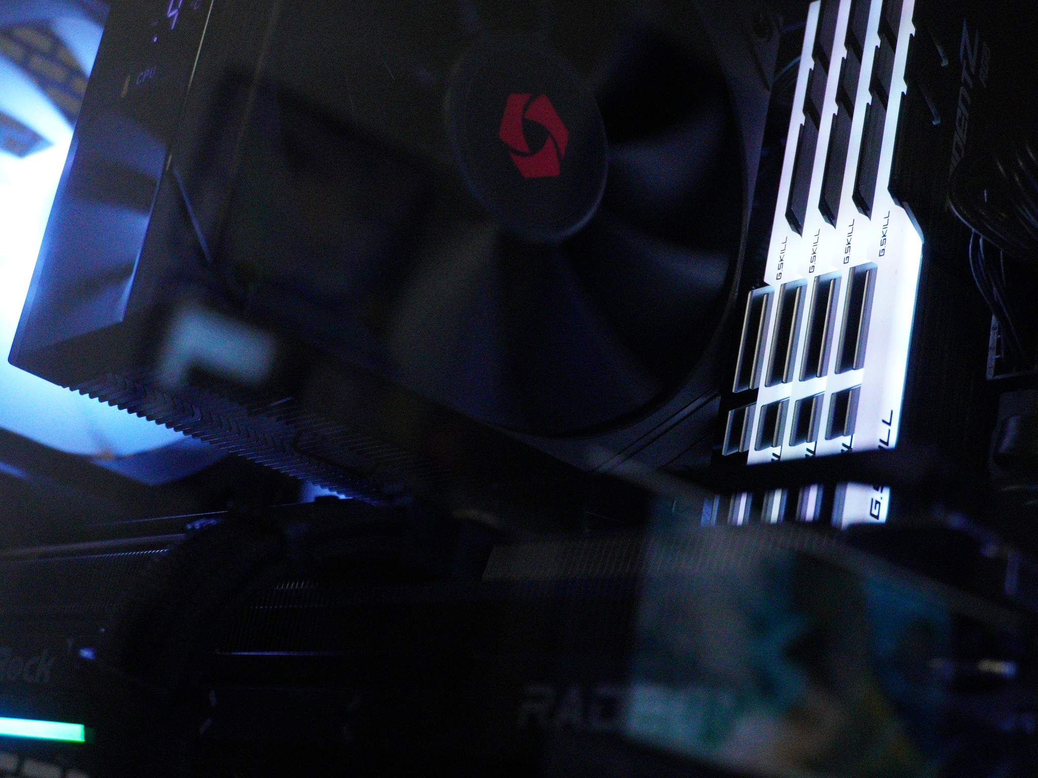 Dead End | 5700X3D | RX 9070 16GB | 1TB SATA + 256GB NVME | 32G DDR4 | WIFI + BT
